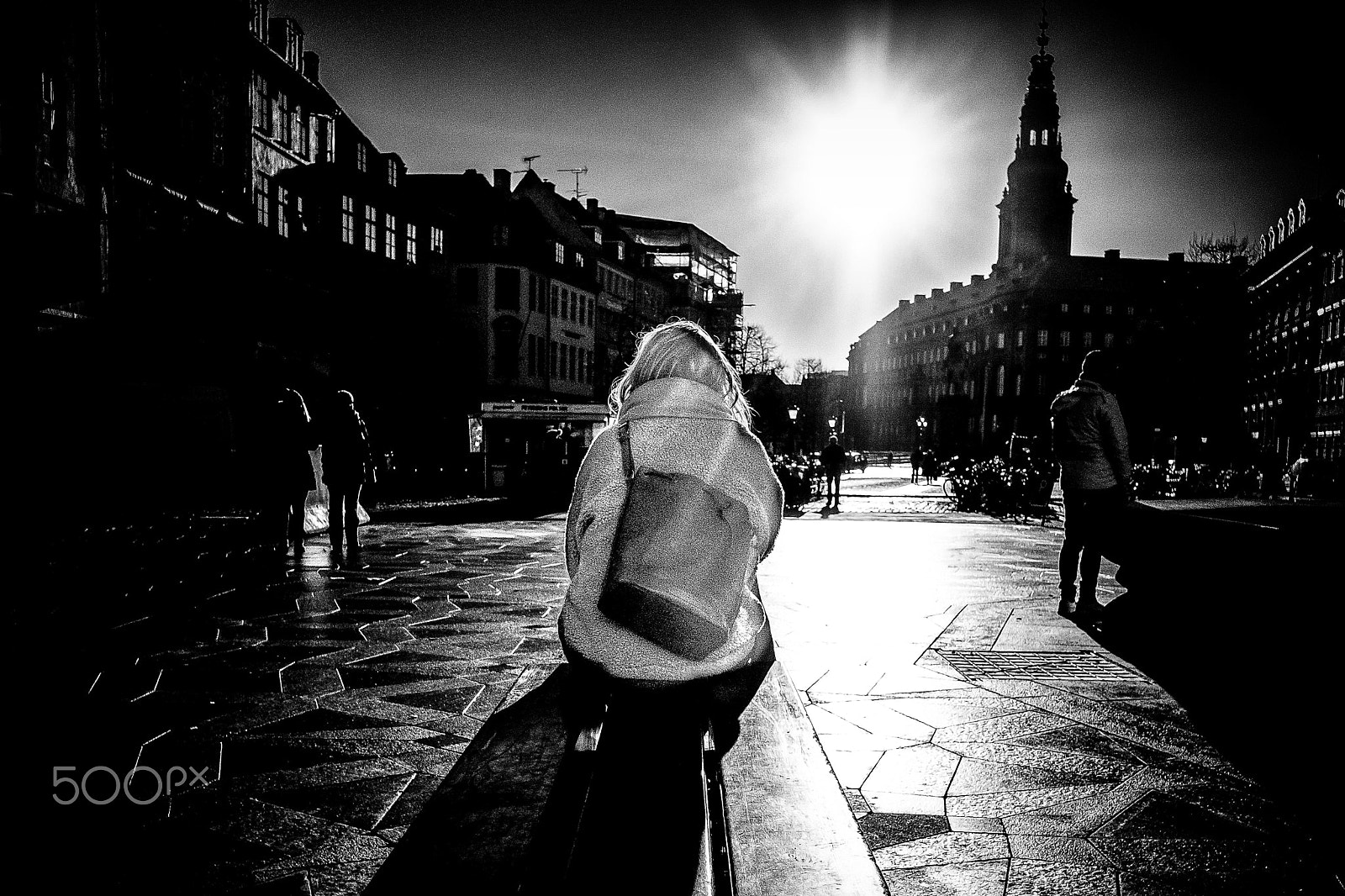 Fujifilm X-Pro2 + Fujifilm XF 18mm F2 R sample photo. Backlight in january... photography