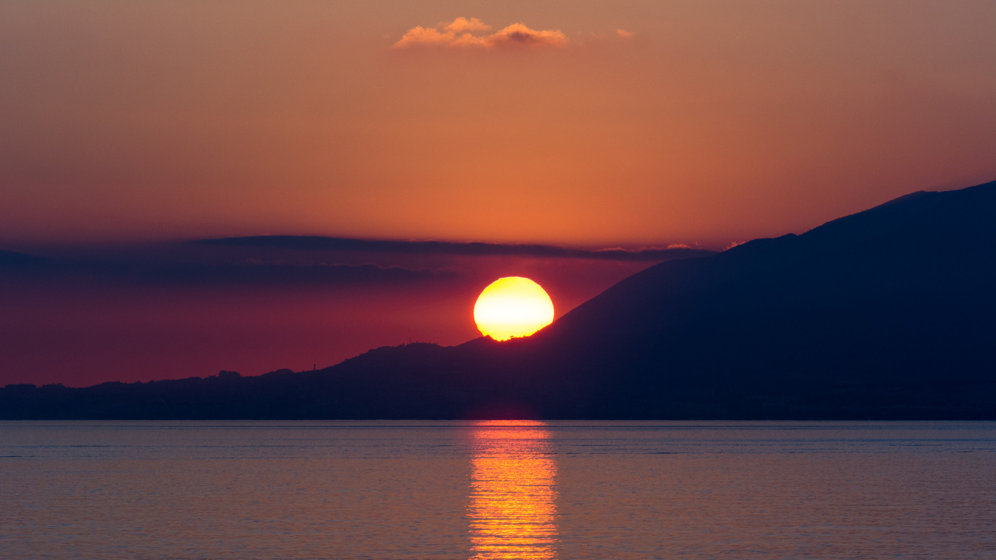 Nikon AF-S Nikkor 70-200mm F4G ED VR sample photo. Spanish sunset photography