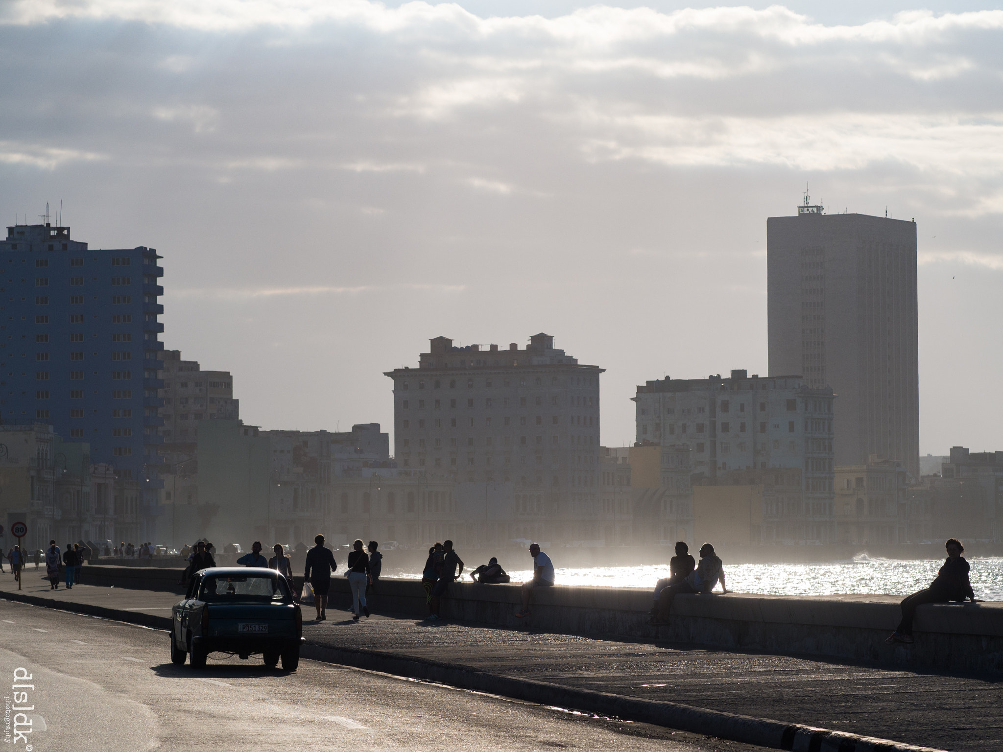 Olympus OM-D E-M5 sample photo. Malecon sunset photography