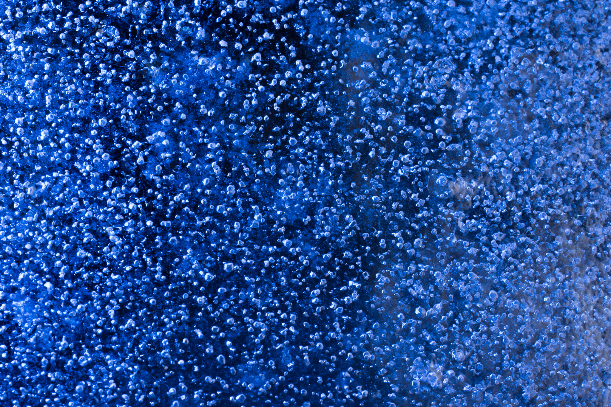 Nikon AF-S DX Micro Nikkor 40mm F2.8 sample photo. Air bubbles in natural ice photography