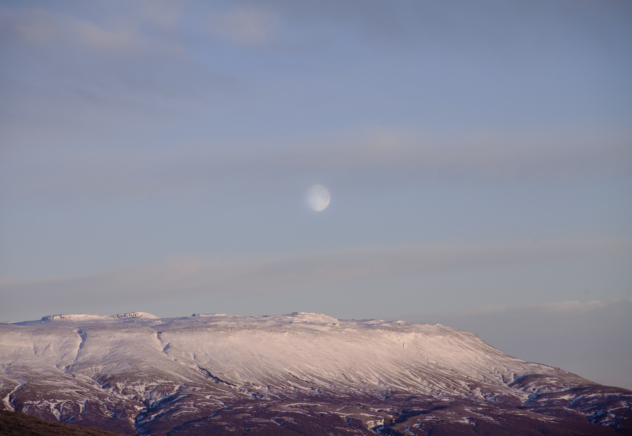 EF75-300mm f/4-5.6 sample photo. Moonrise over the mountain photography