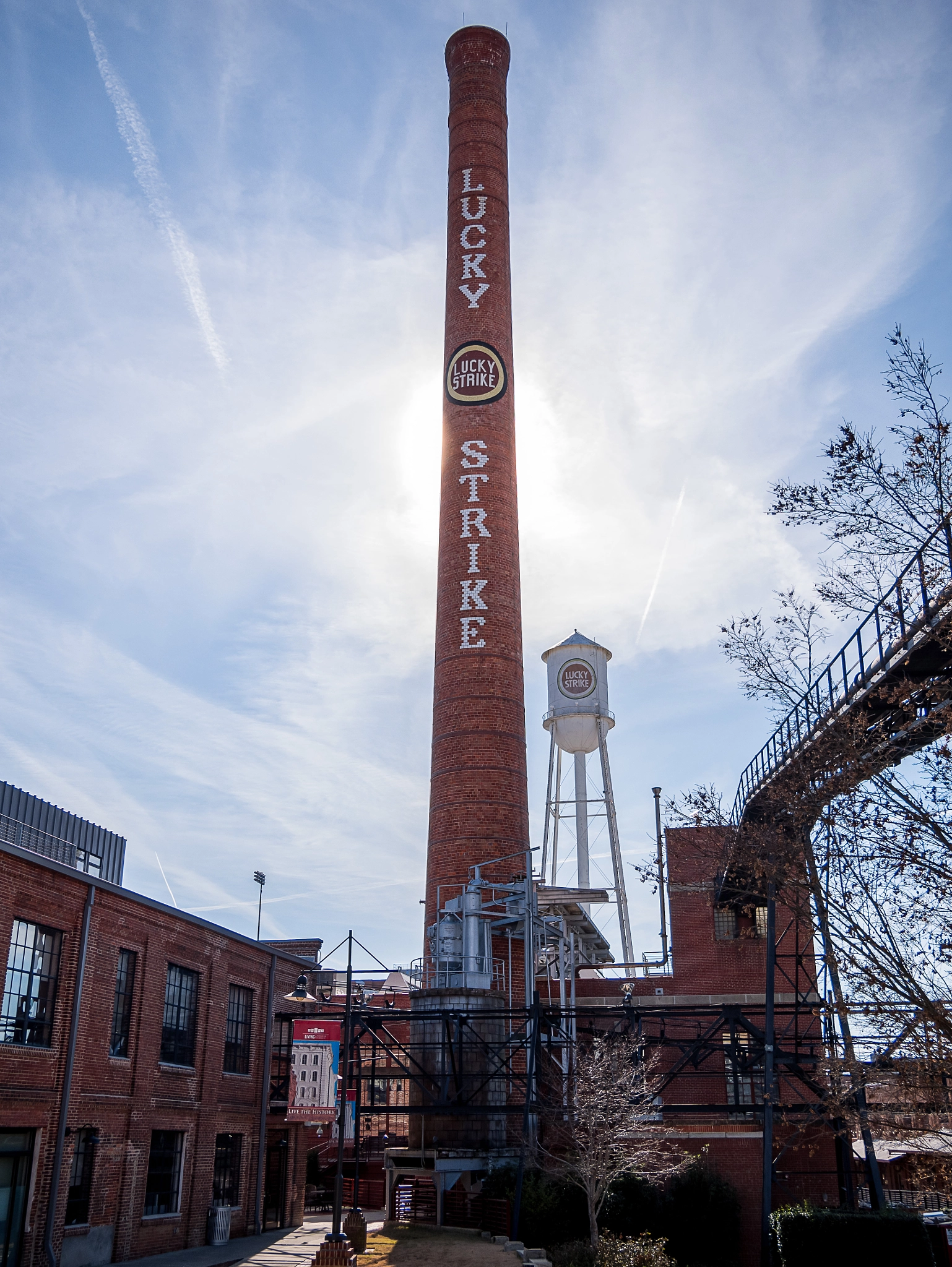 Panasonic Lumix DMC-G85 (Lumix DMC-G80) sample photo. Smokestack on fire photography