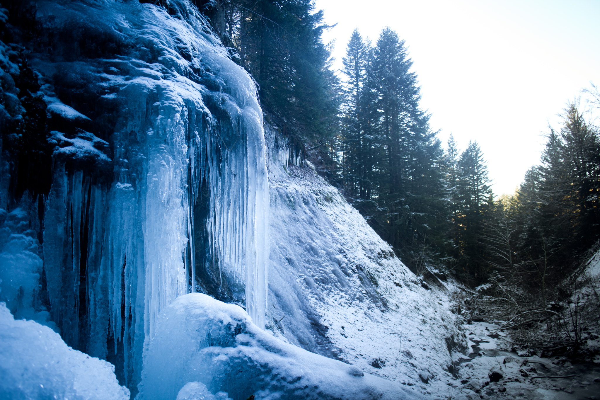 Canon EOS 5D Mark II sample photo. Auvergne - mountain #60 photography