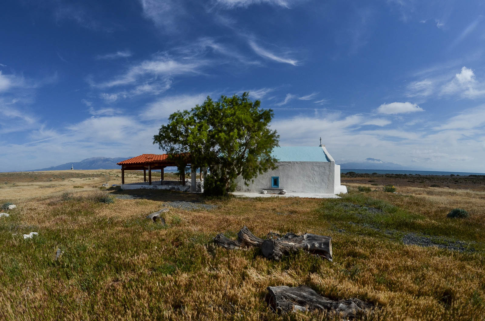 Nikon D5100 + Samyang 8mm F3.5 Aspherical IF MC Fisheye sample photo. Church in a small island photography