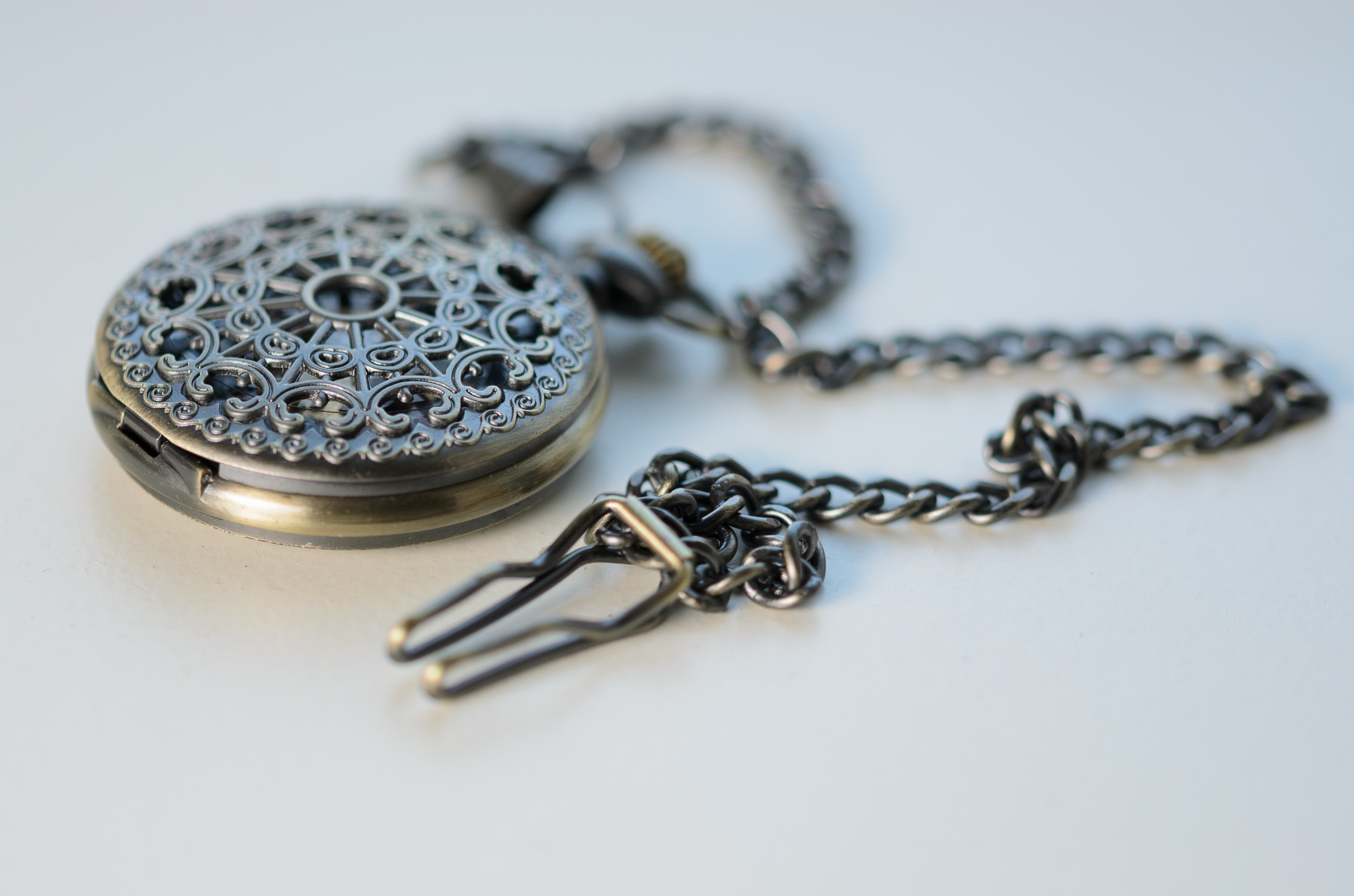 Sigma 105mm F2.8 EX DG OS HSM sample photo. Zakhorloge photography