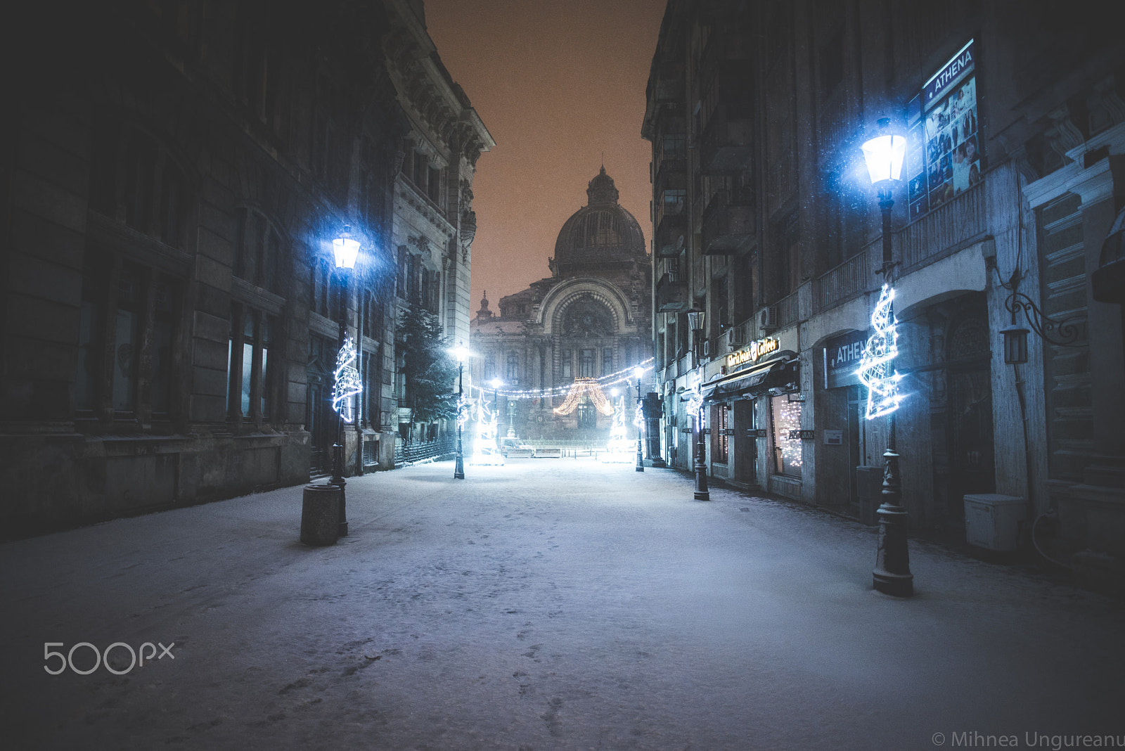 Nikon D610 + Nikon AF-S Nikkor 20mm F1.8G ED sample photo. Freezing banks photography