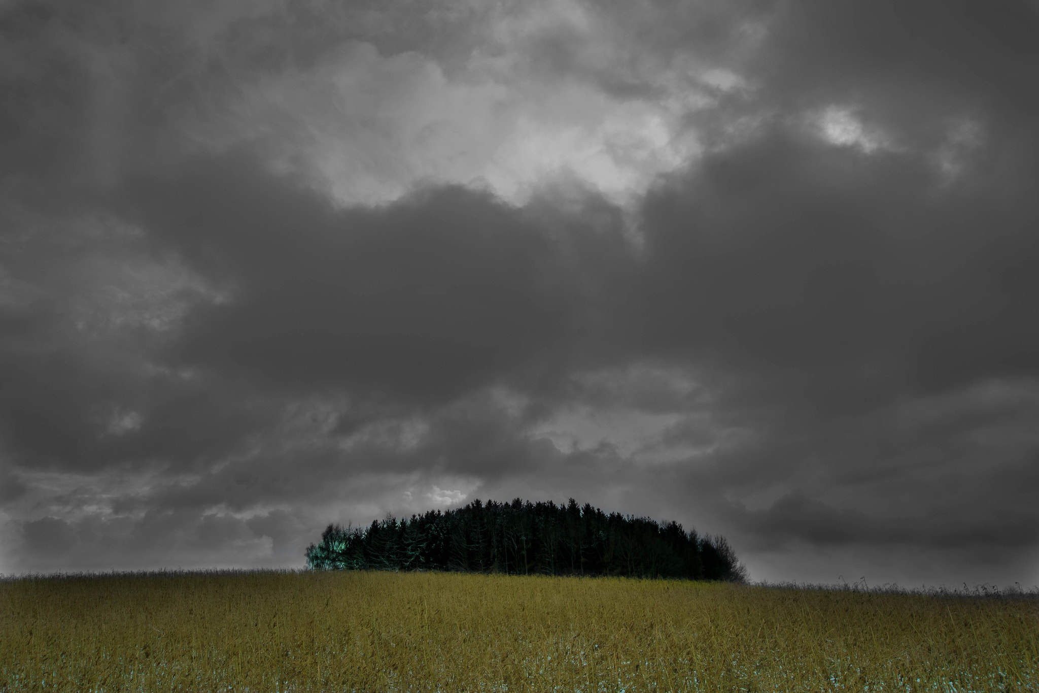 Pentax K-S1 sample photo. Stormy field photography