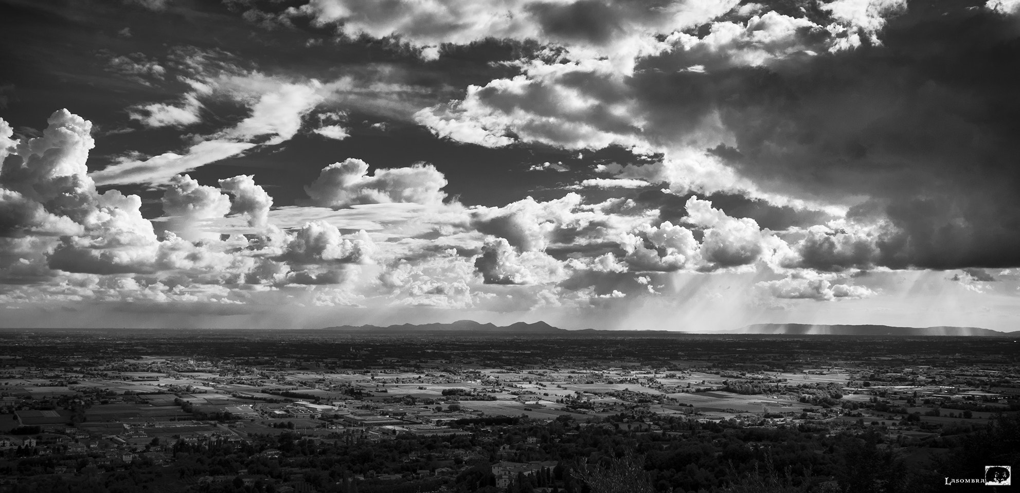 Olympus OM-D E-M10 sample photo. Heuganeus hills shooted from asolo photography