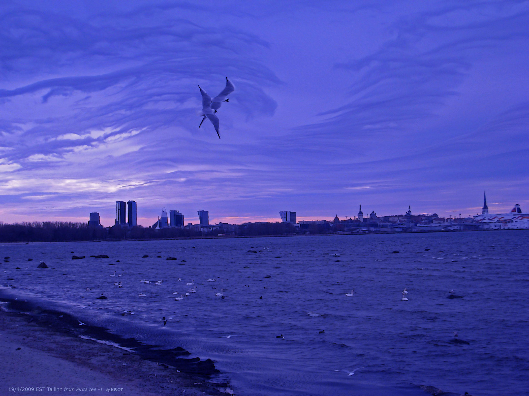 Canon DIGITAL IXUS 860 IS sample photo. Est tallinn [utopic blue] apr 2009 by kwot photography