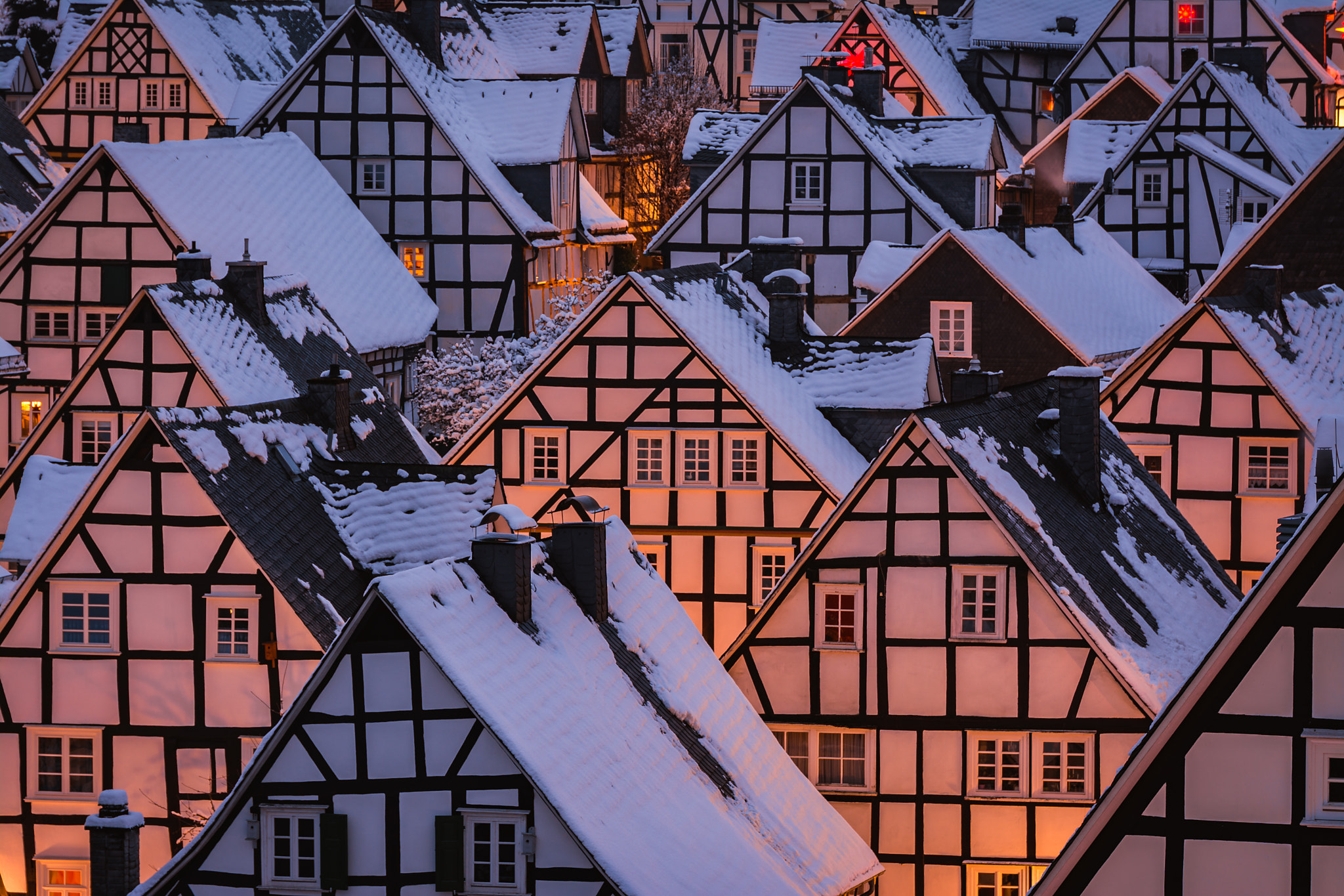 Nikon D7100 + Sigma 24-105mm F4 DG OS HSM Art sample photo. Freudenberg germany photography