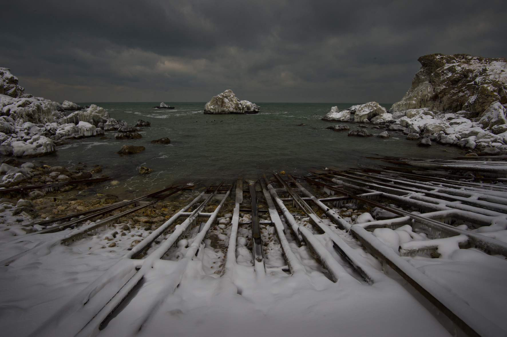 Nikon AF-S Nikkor 16-35mm F4G ED VR sample photo. Winter photography