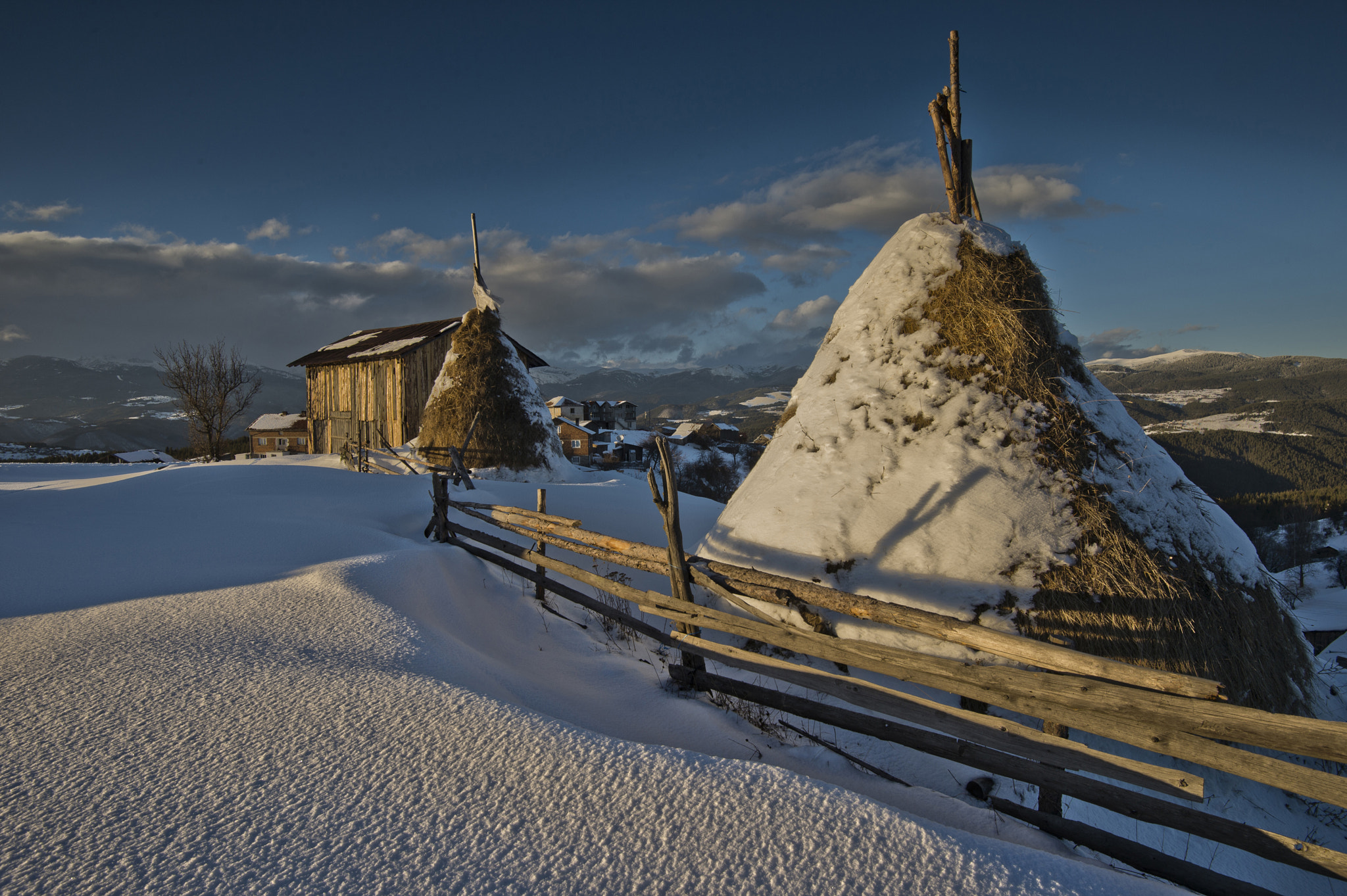 Nikon AF-S Nikkor 16-35mm F4G ED VR sample photo. Winter photography
