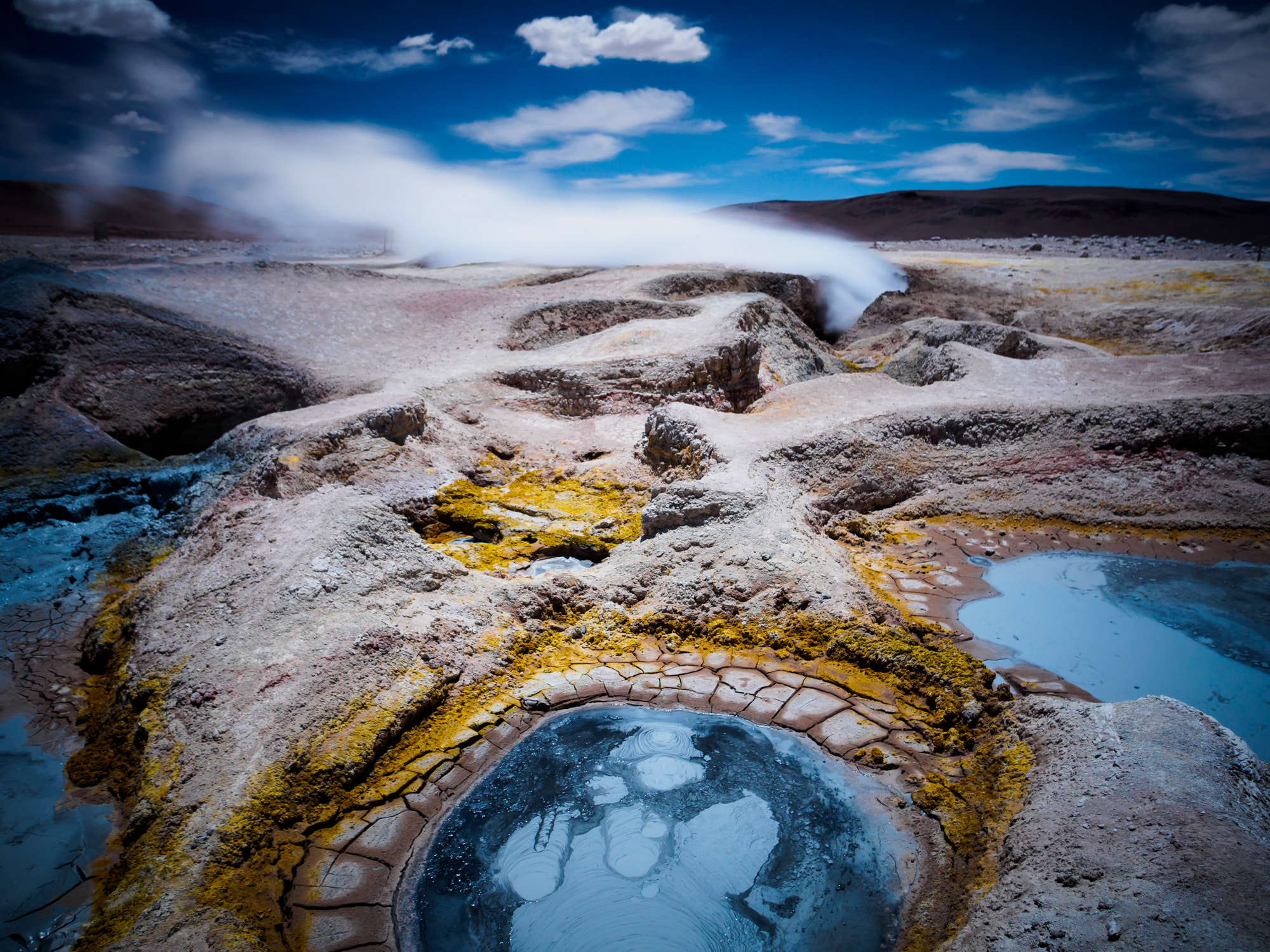 Olympus OM-D E-M5 II + OLYMPUS M.12mm F2.0 sample photo. The geyser photography