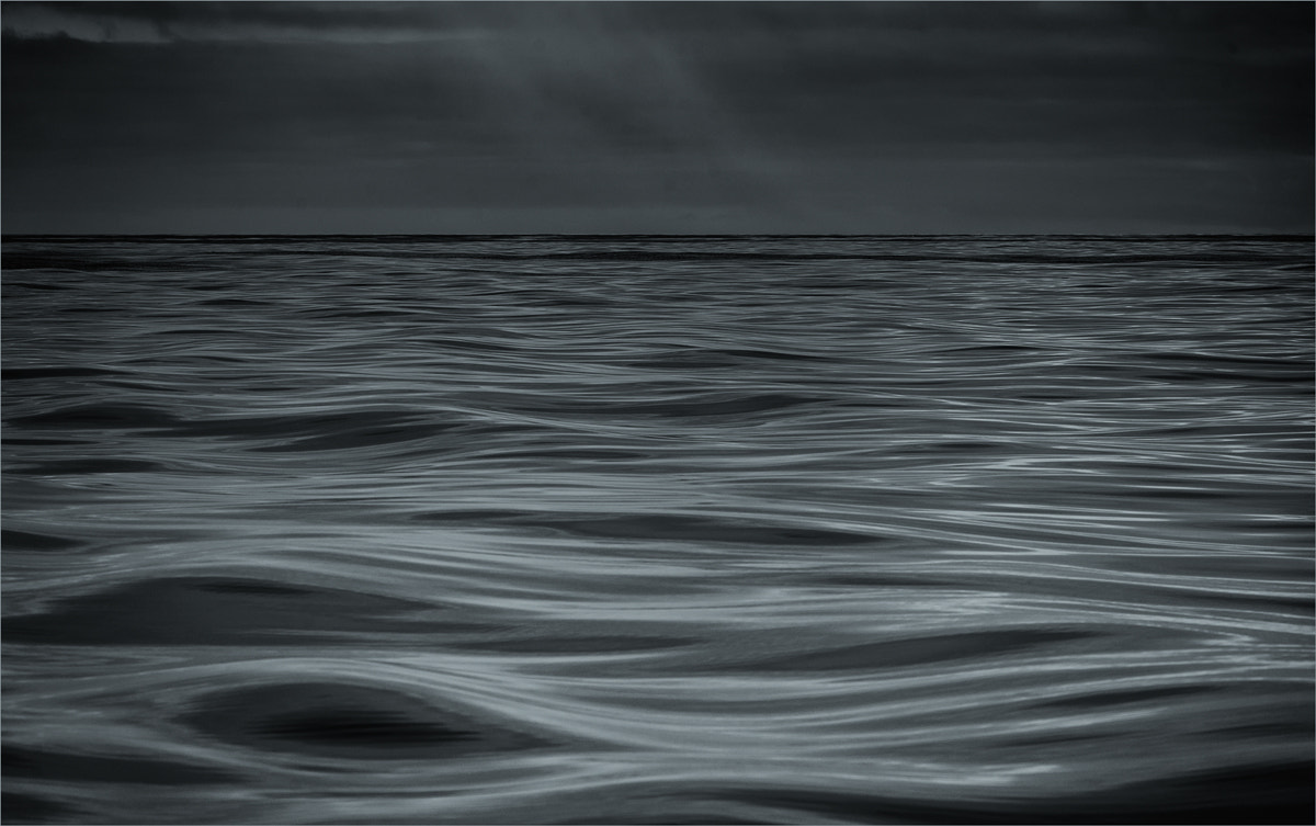Sigma 50-500mm F4.5-6.3 DG OS HSM sample photo. Calm sea @ svalbard photography