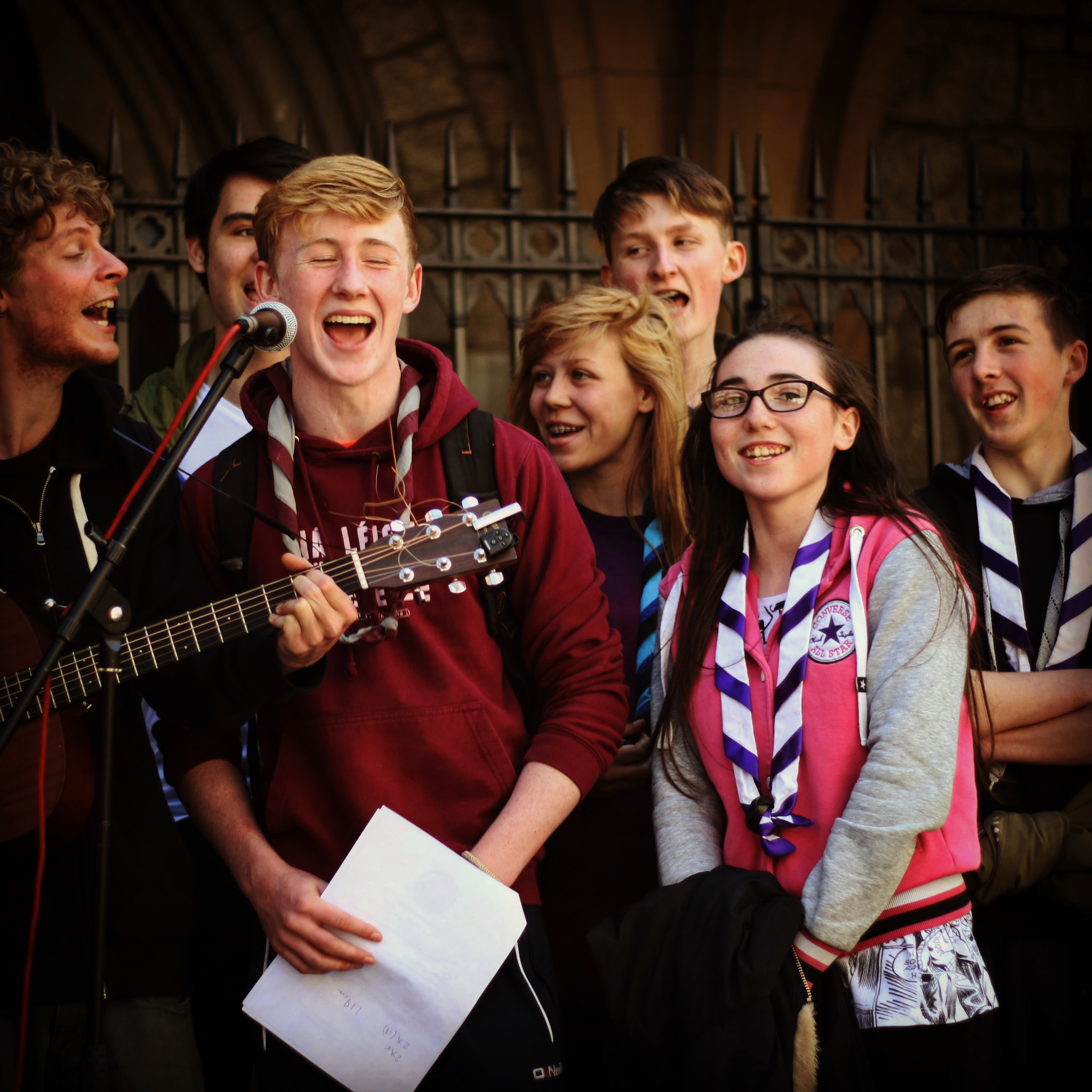 Canon EOS M3 + Canon EF 50mm F1.8 STM sample photo. Happy scouting buskers in dublin, ireland photography