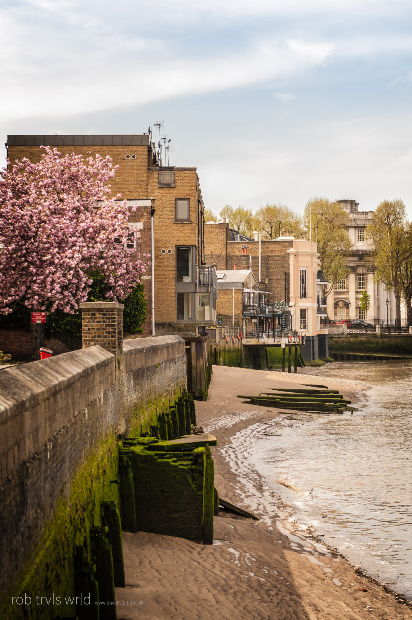 Pentax K-7 sample photo. Riverside photography