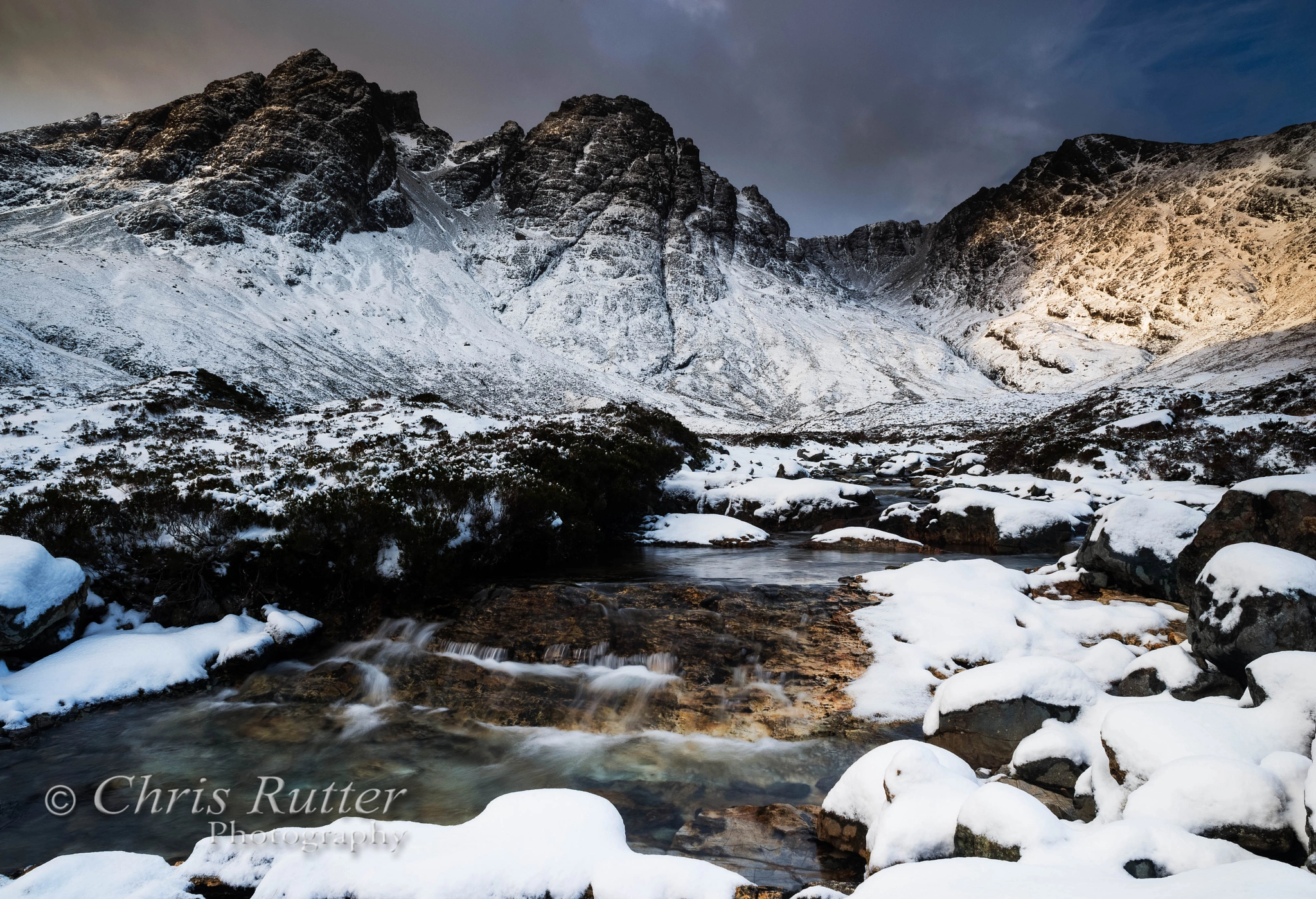 Nikon AF Nikkor 20mm F2.8D sample photo. Blabheinn snow and waterfall photography