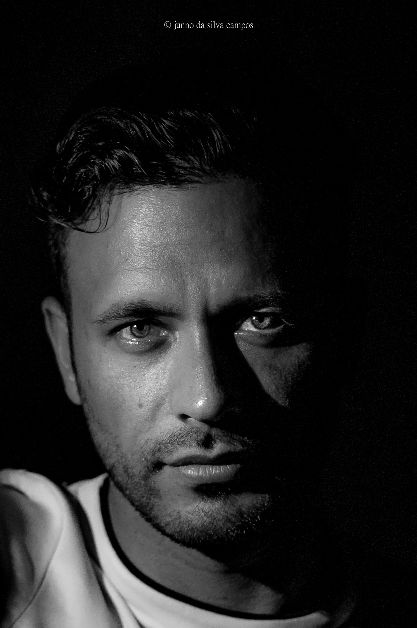 Nikon D300S sample photo. Sósia paul walker photography