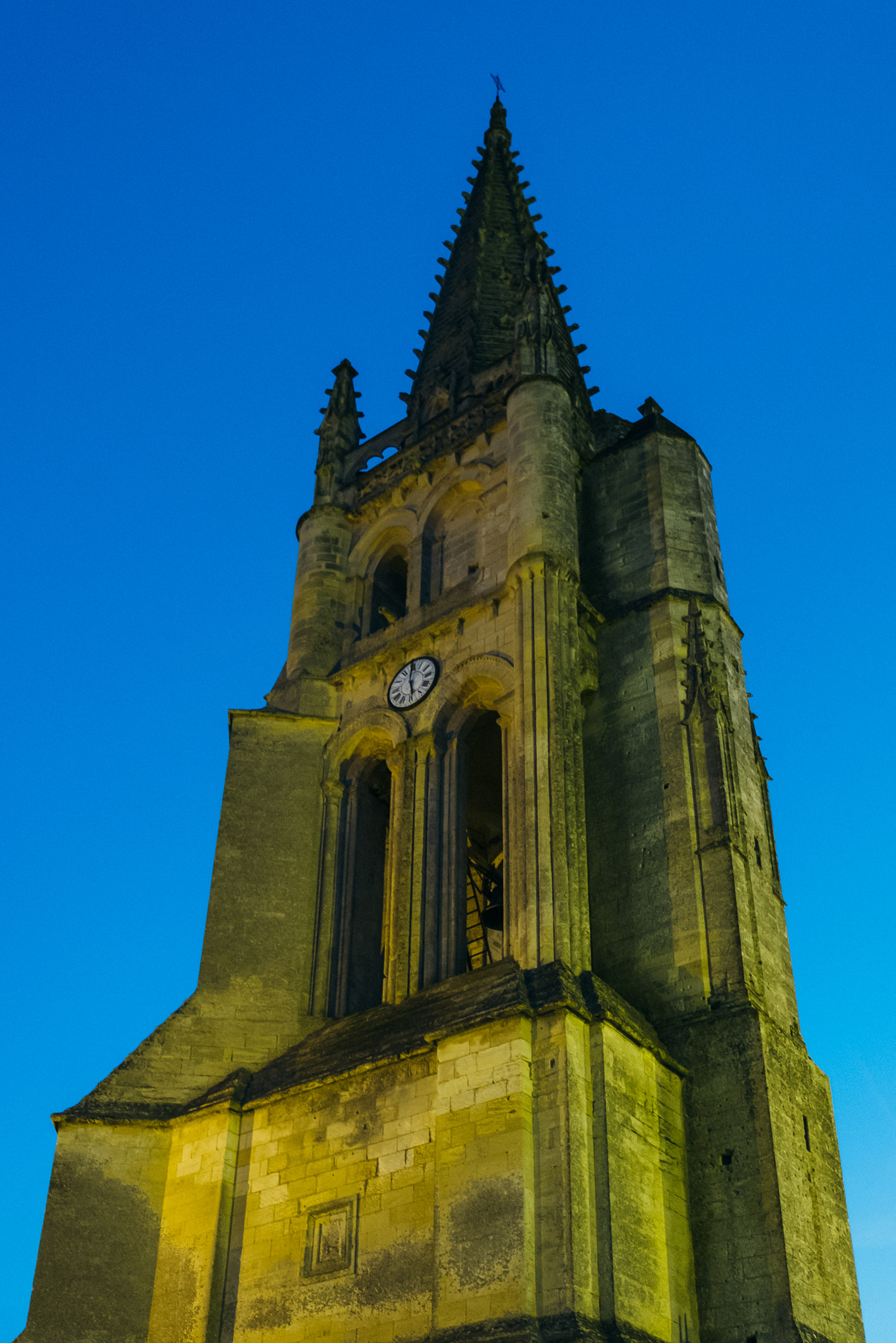 Fujifilm X-T10 + Fujifilm XF 16-55mm F2.8 R LM WR sample photo. Clocher de l'eglise monolithe photography