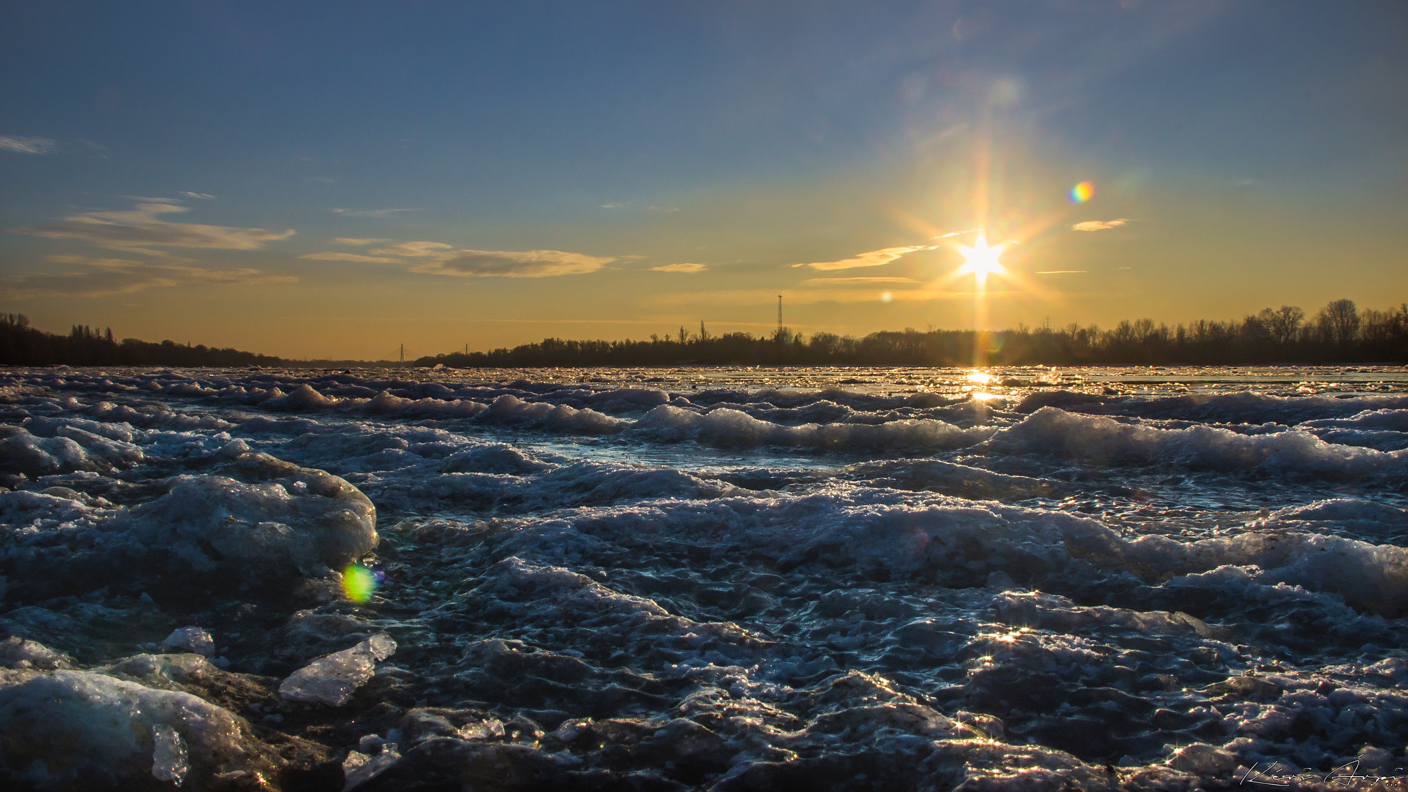 Canon EF-S 18-135mm F3.5-5.6 IS sample photo. Frozen waves photography