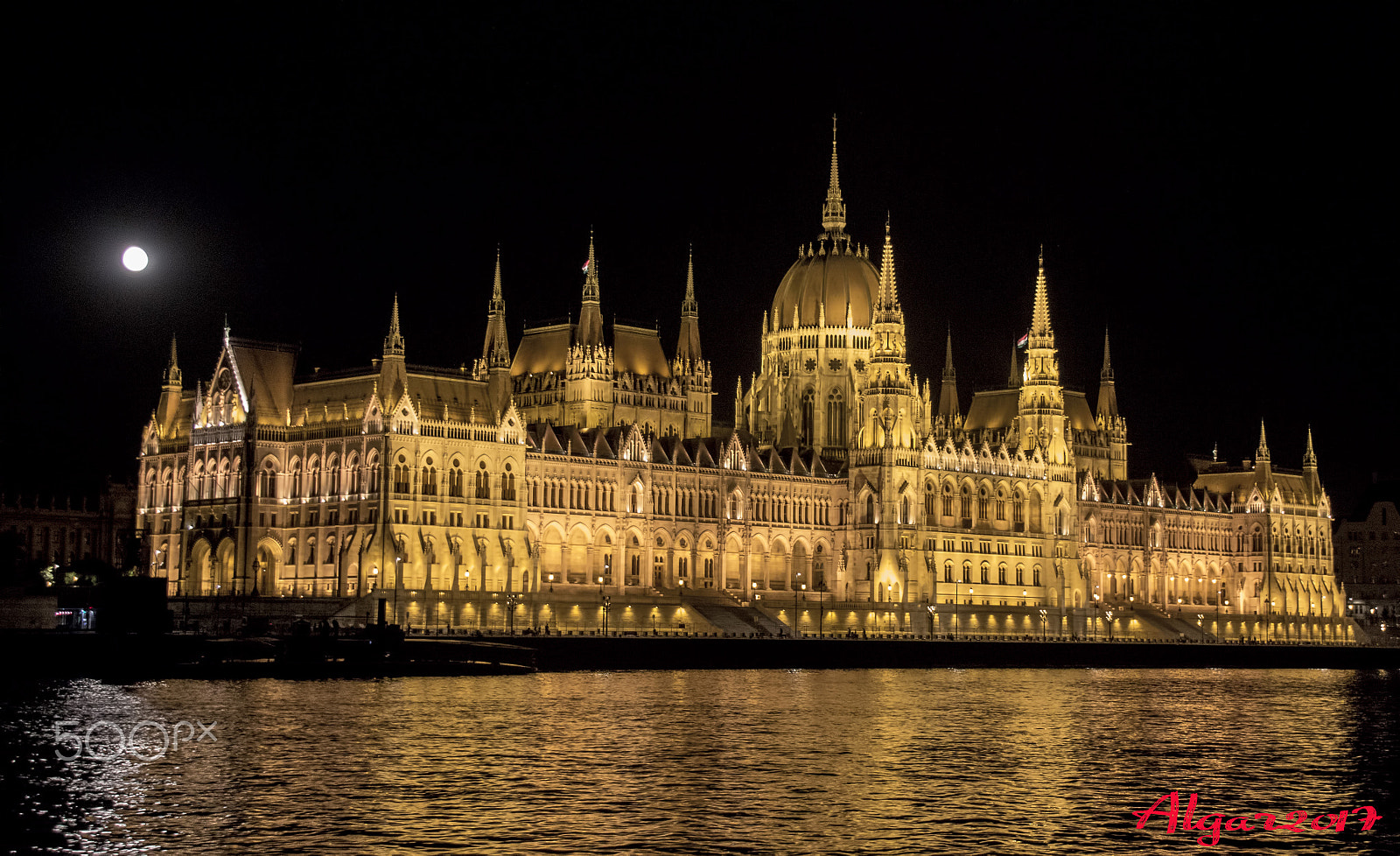 Canon EOS 60D sample photo. The hungary parlament photography