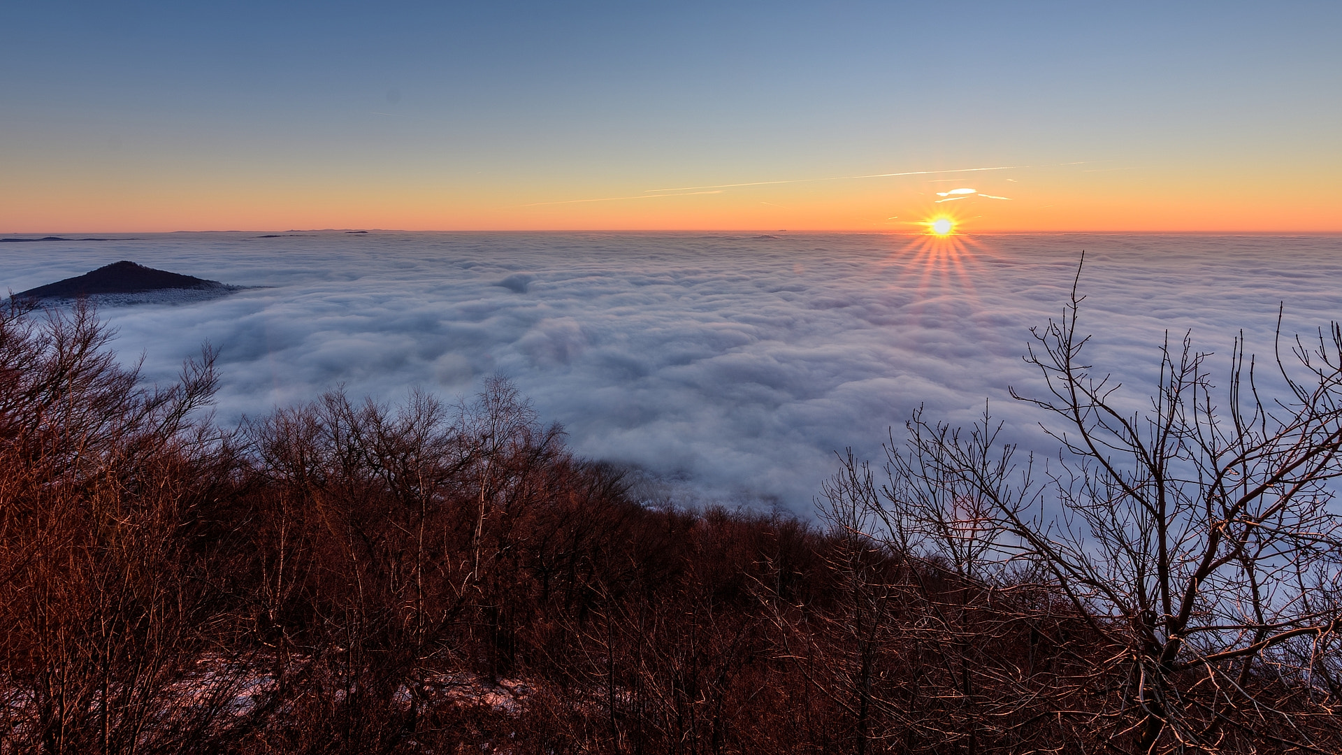 Nikon D500 sample photo. New year's sunrise from milesovka photography