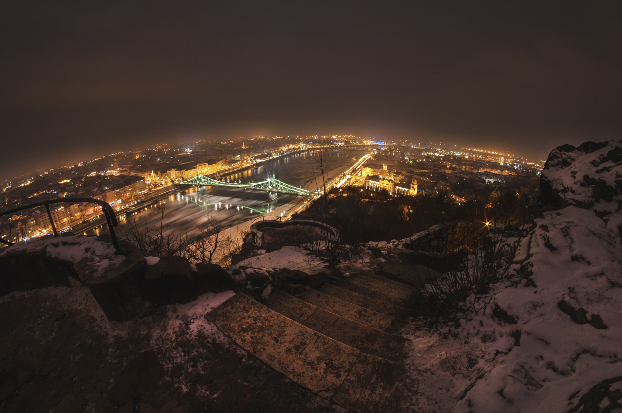 Nikon D90 + Samyang 8mm F3.5 Aspherical IF MC Fisheye sample photo