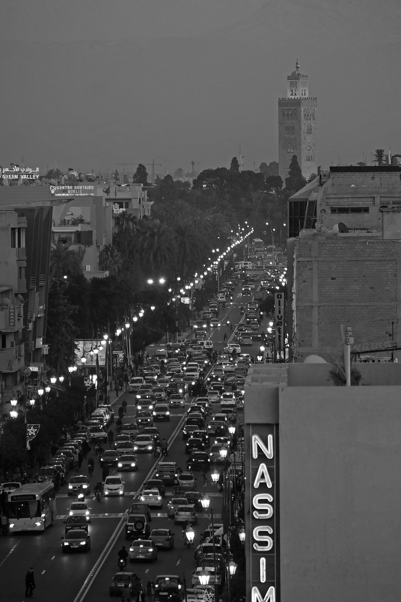 Fujifilm X-E2 + Fujifilm XF 55-200mm F3.5-4.8 R LM OIS sample photo. Going to koutoubia photography