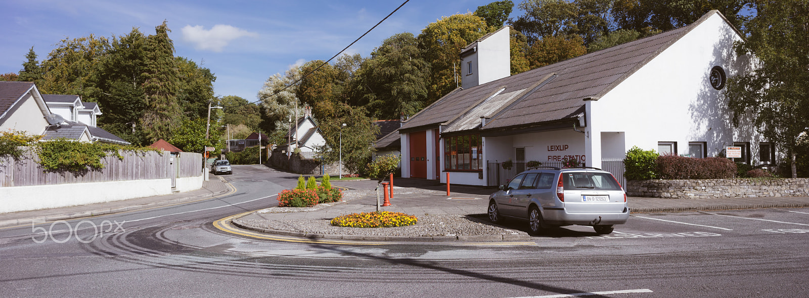 Sony a7R + E 21mm F2.8 sample photo. I miss the summer photography