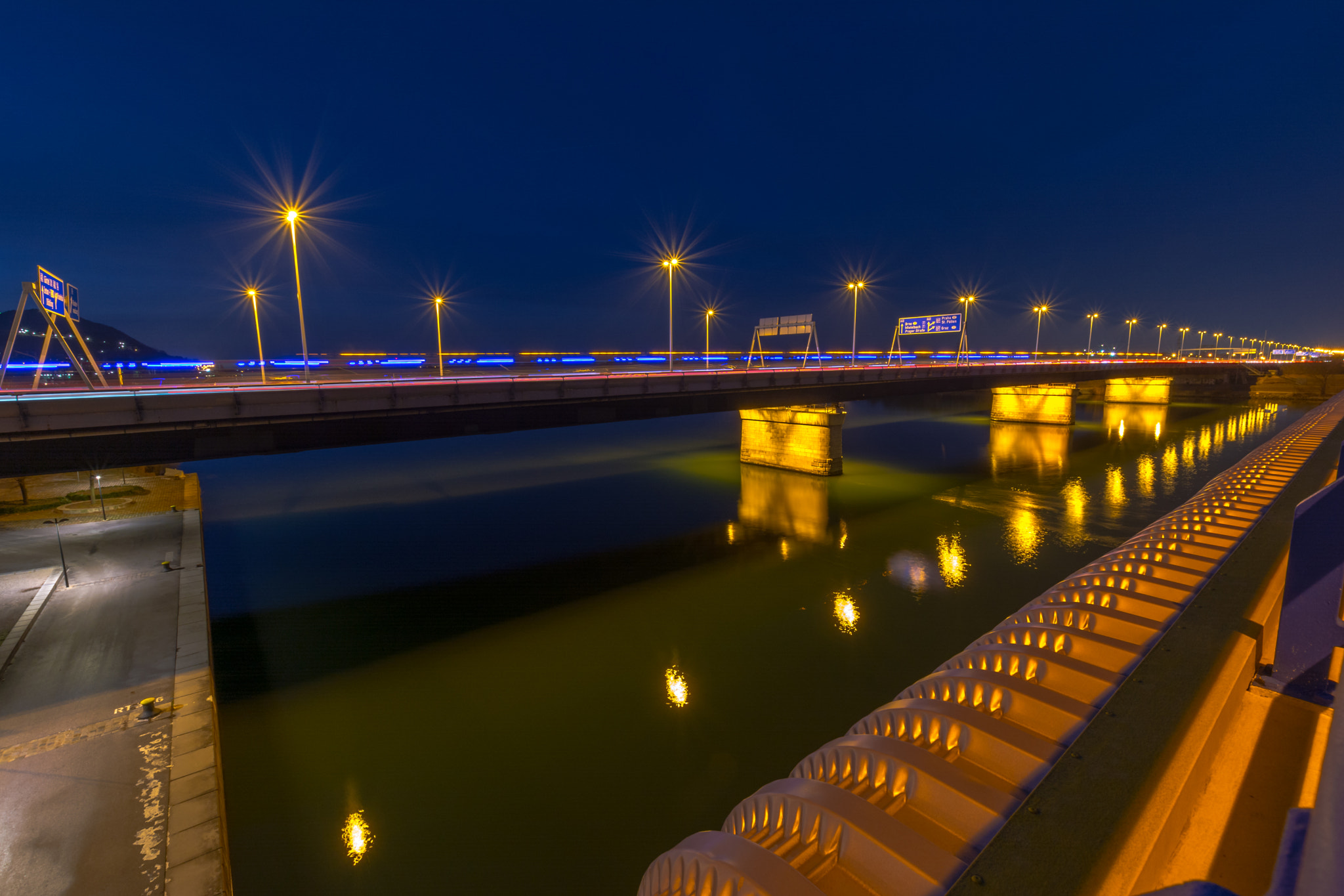 Nikon D5200 + Sigma 10-20mm F3.5 EX DC HSM sample photo. Vienna night photography