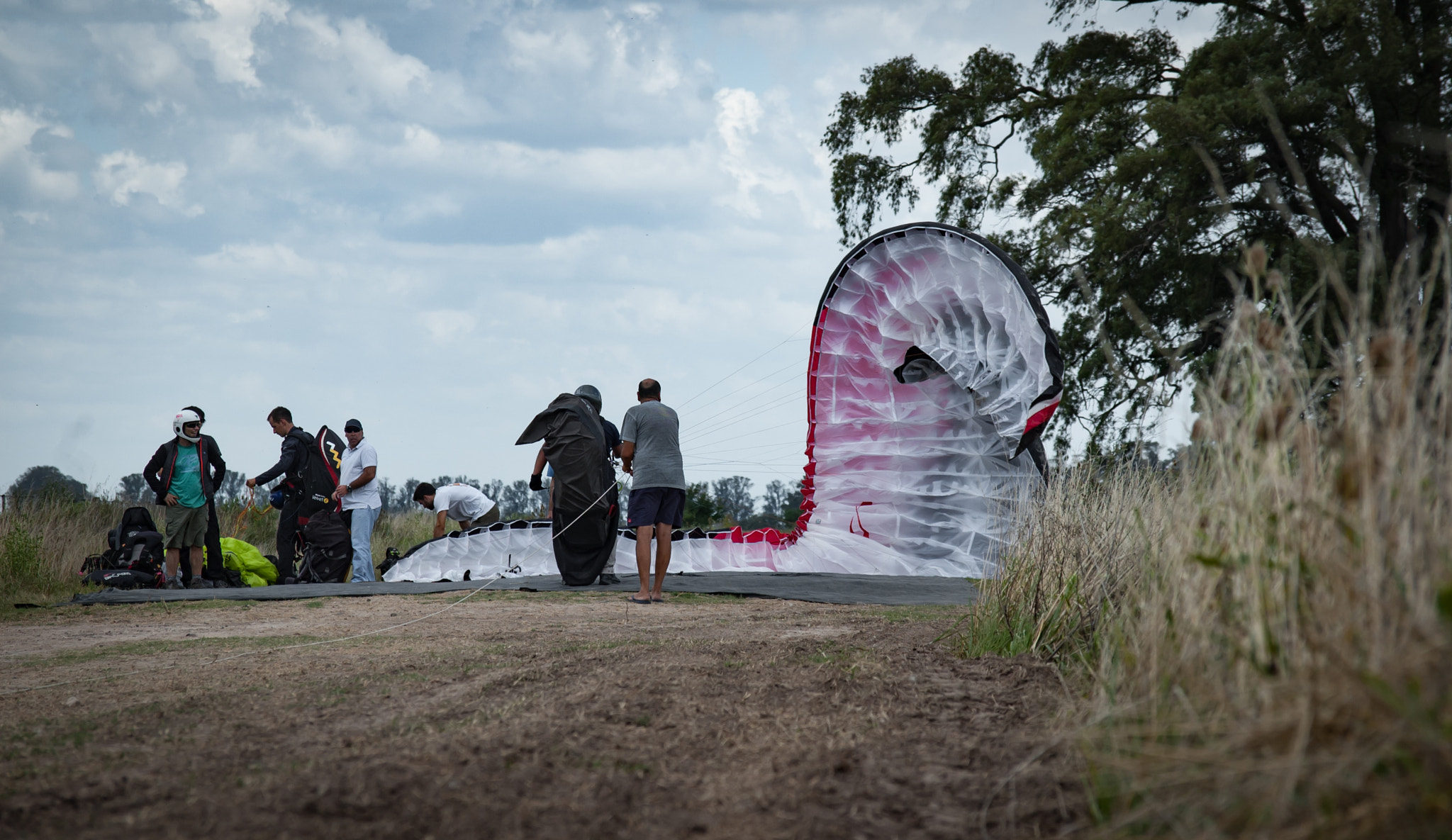 Nikon D70 sample photo. Paragliding photography