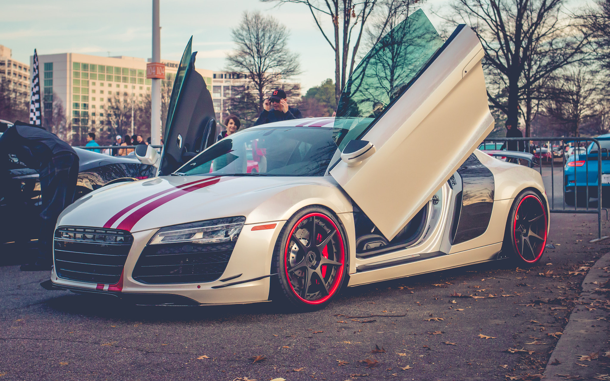 Canon EF 35mm F2 IS USM sample photo. Audi r8 photography