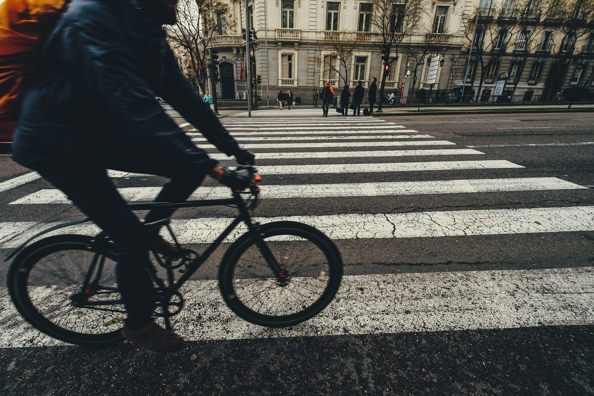 Fujifilm X-E1 + Fujifilm XF 10-24mm F4 R OIS sample photo. Madrid bicycle ... photography