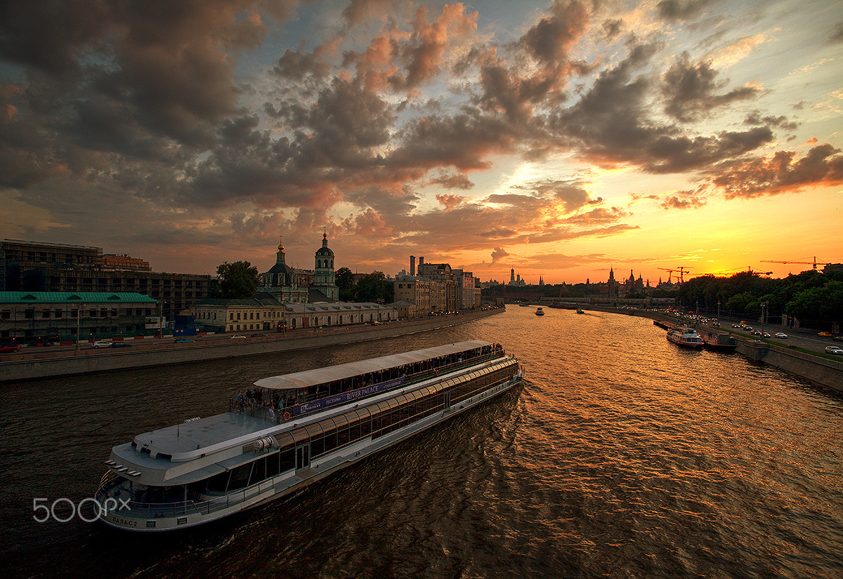 ZEISS Distagon T* 18mm F3.5 sample photo. Moscow sunset (2) photography