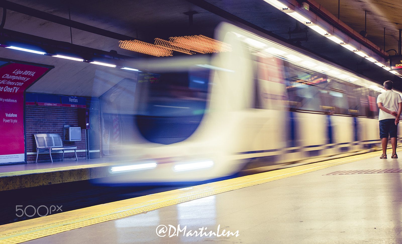 Nikon D40X sample photo. Metro photography