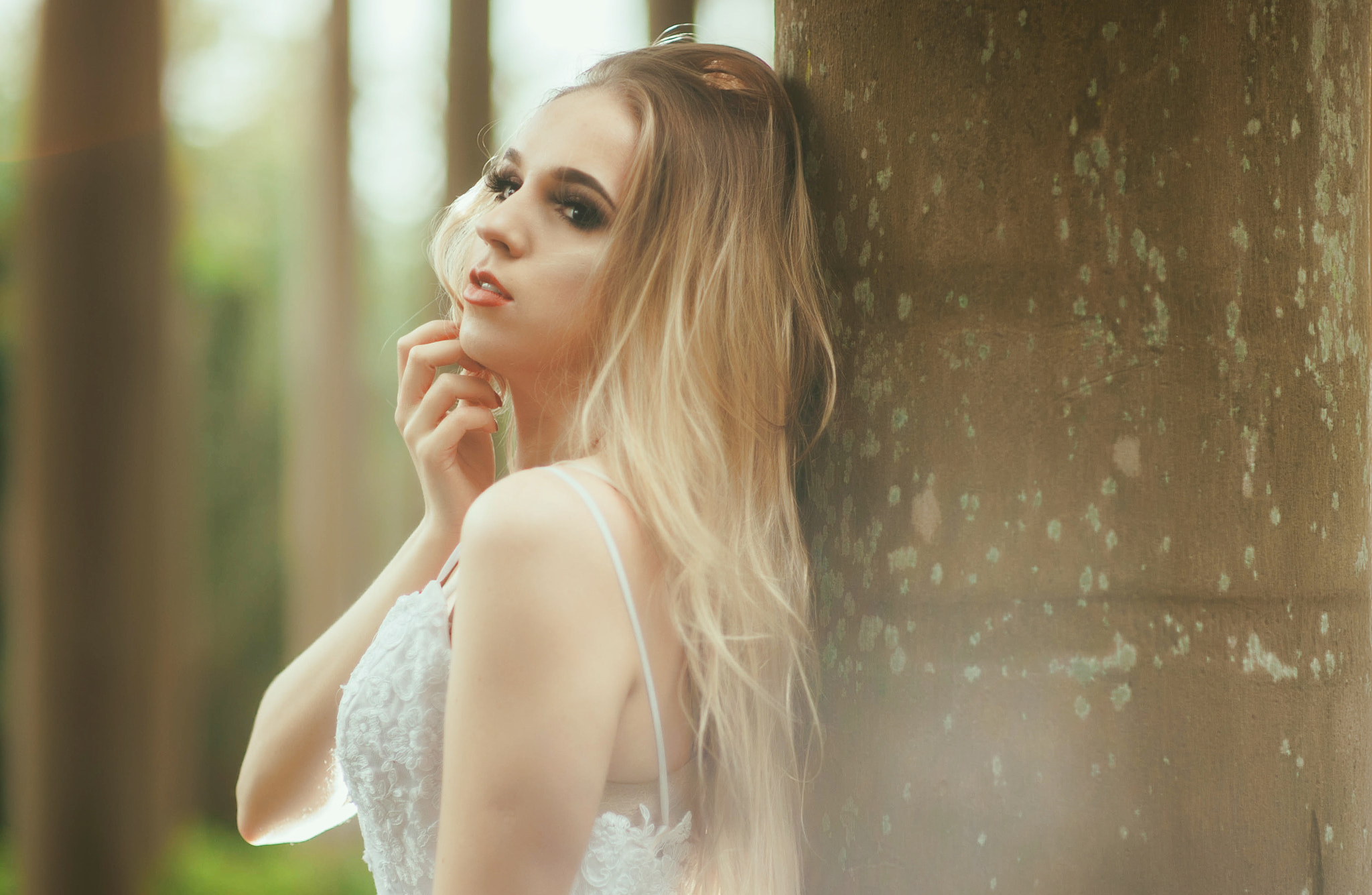 Nikon D700 + Sigma 85mm F1.4 EX DG HSM sample photo. Forest elf photography
