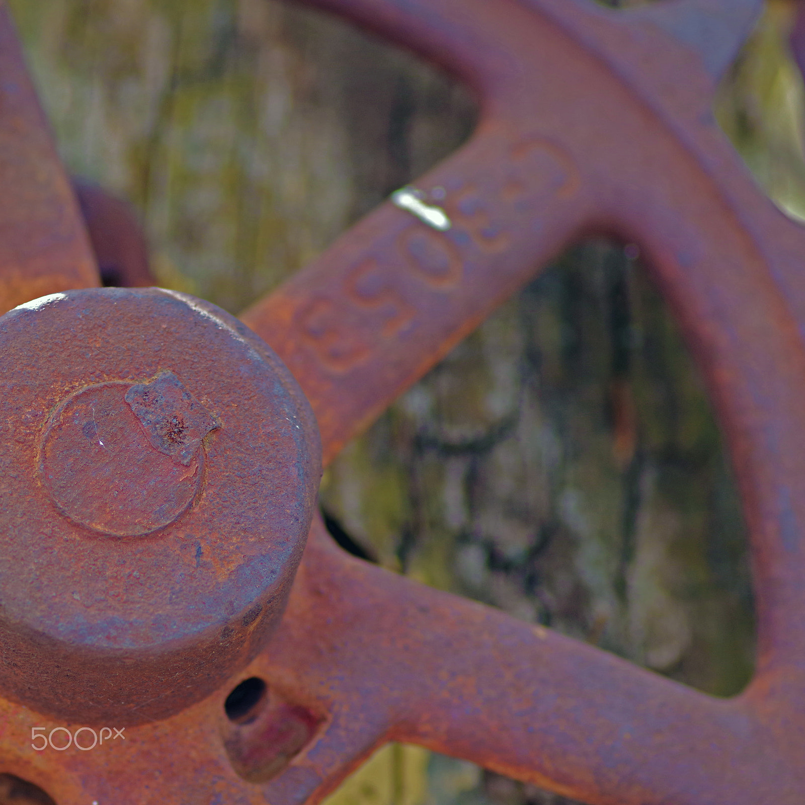 Pentax smc D-FA 100mm F2.8 Macro WR sample photo. Rusted wheel photography