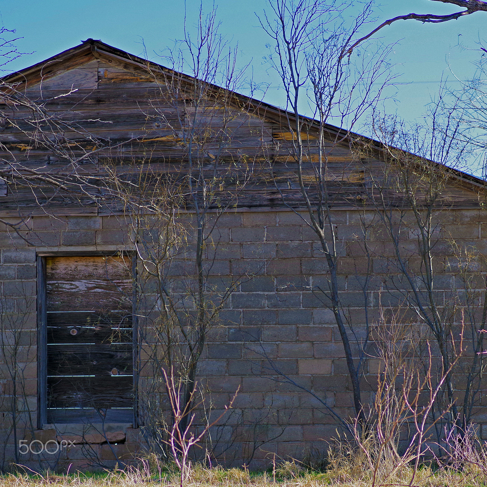 Pentax K-70 sample photo. Abandoned barn photography