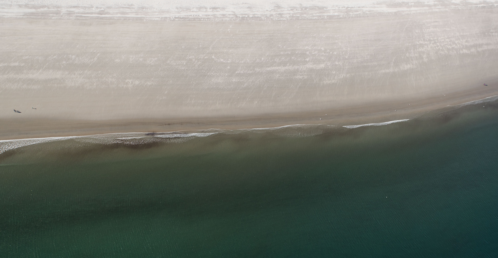 Canon EF 17-40mm F4L USM sample photo. Beach line photography
