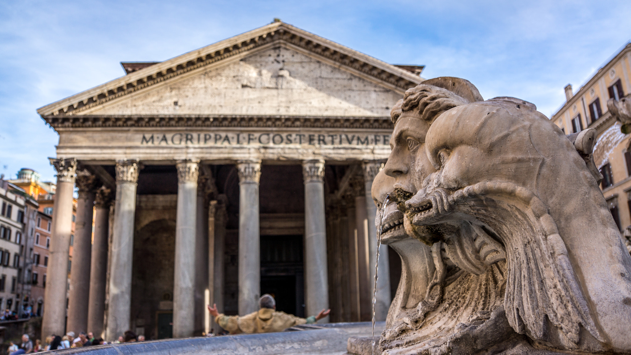 Sony E 18-200mm F3.5-6.3 OSS LE sample photo. The pantheon fountain photography