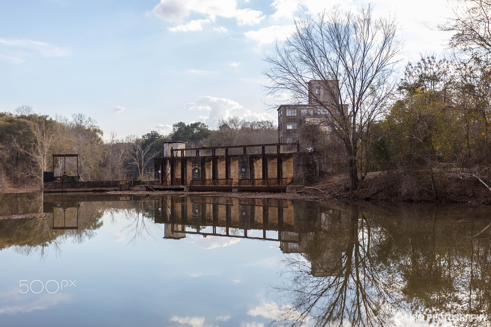 Canon EOS 5DS R sample photo. Decayed mill building photography