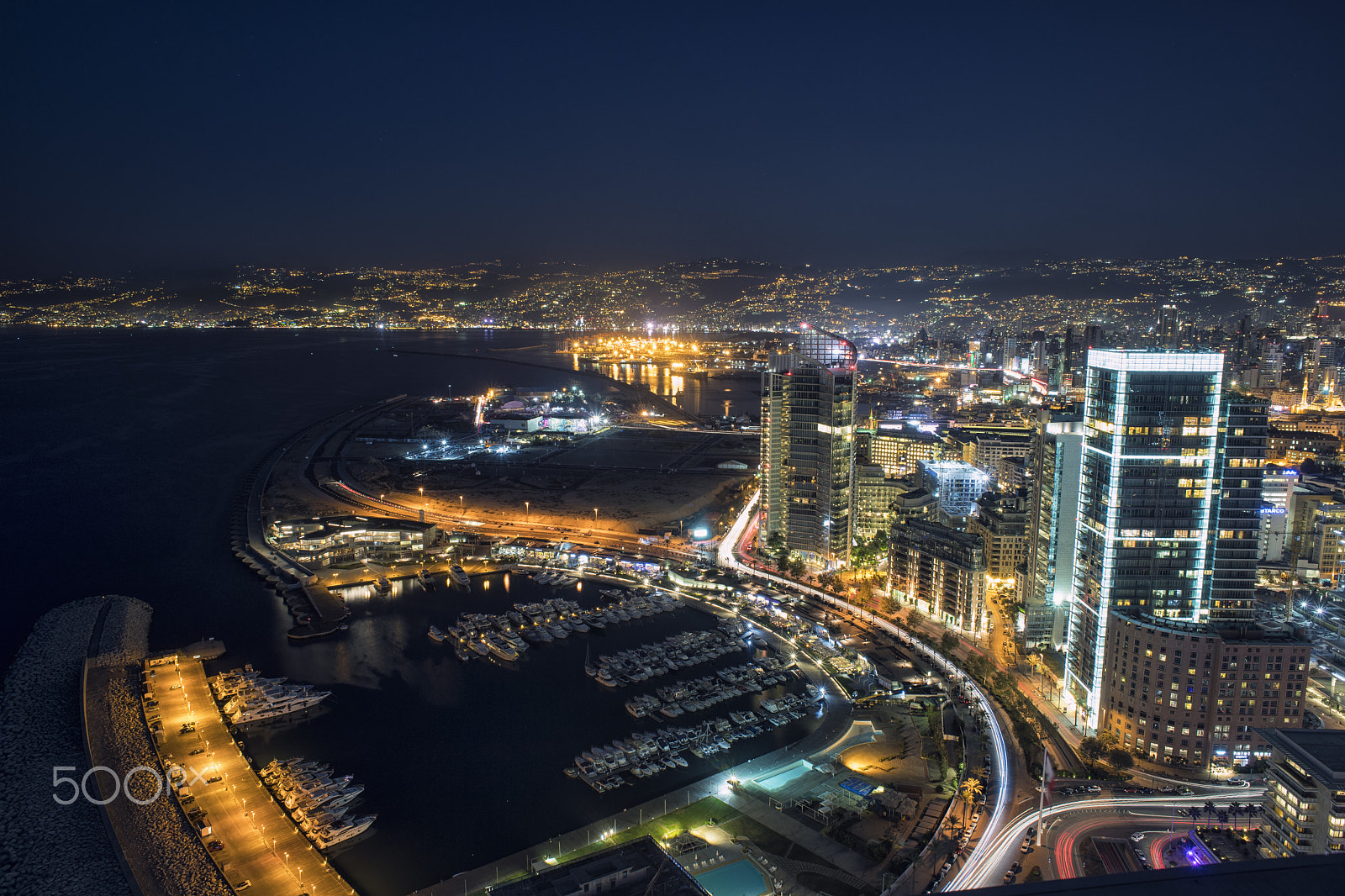 Nikon D5 + Nikon AF Nikkor 24mm F2.8D sample photo. Beirut photography