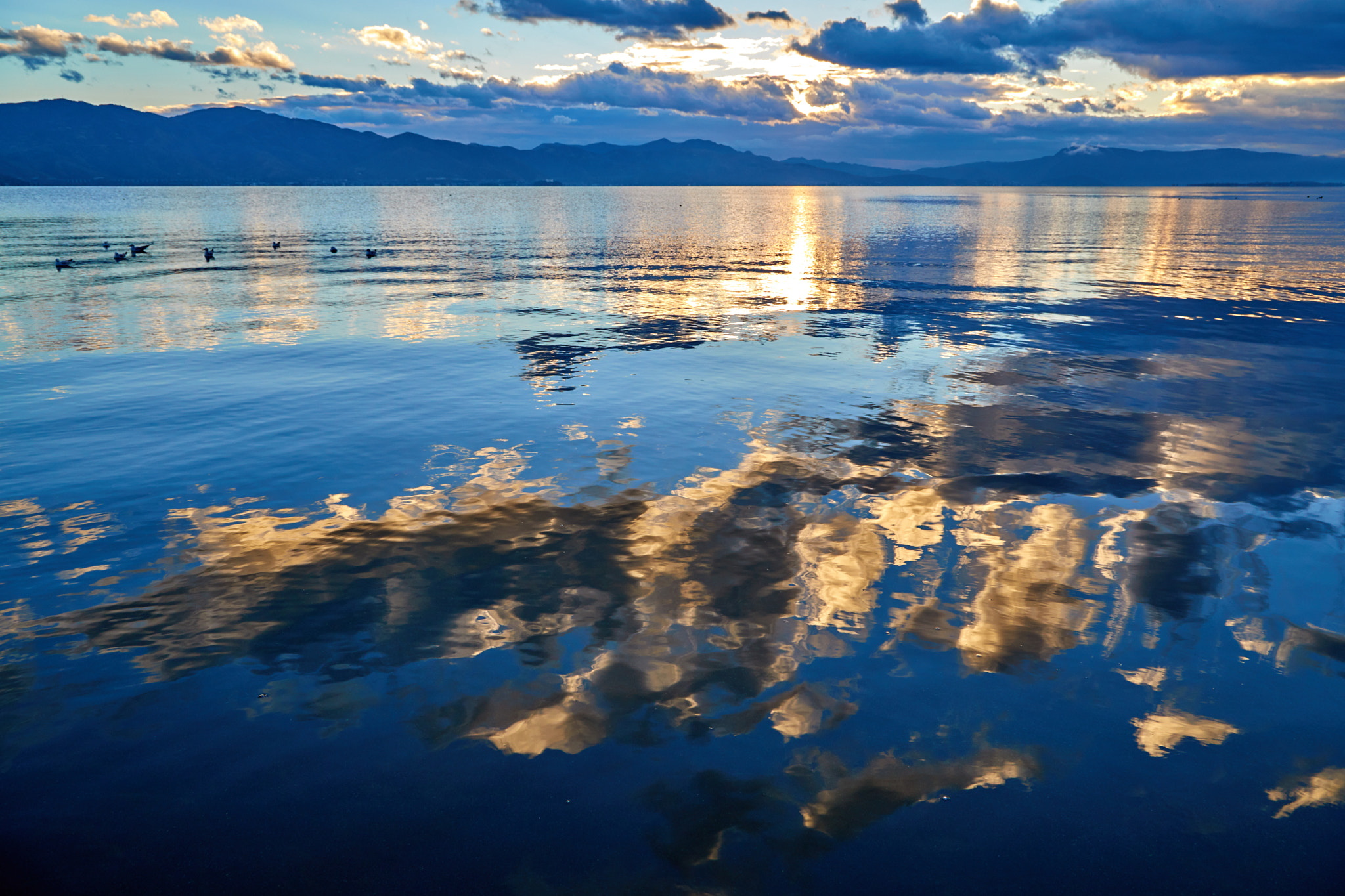 Canon EF 24-105mm F4L IS USM sample photo. Clouds reflection photography