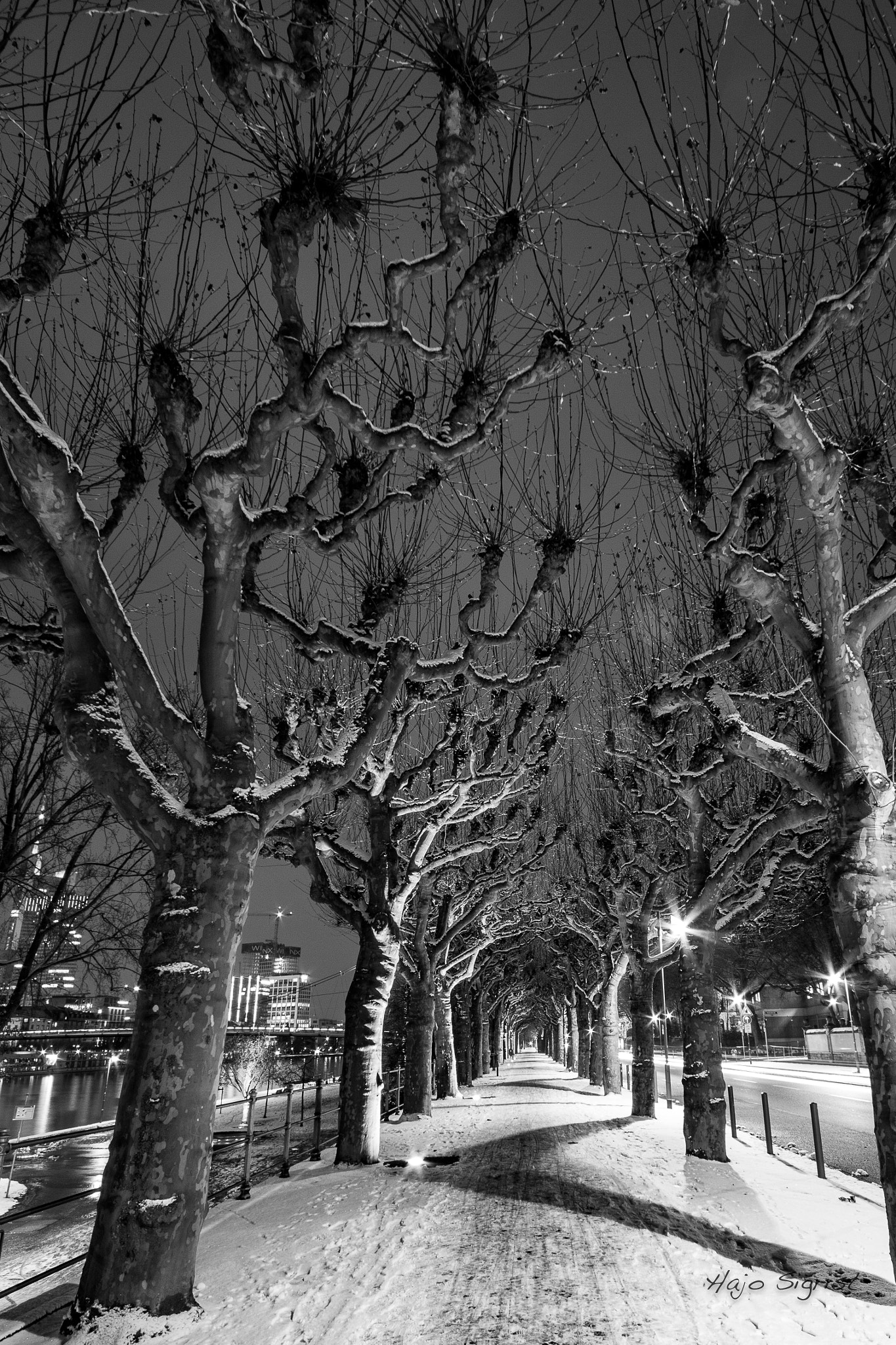 Sigma 10-20mm F4-5.6 EX DC HSM sample photo. Ghosts photography