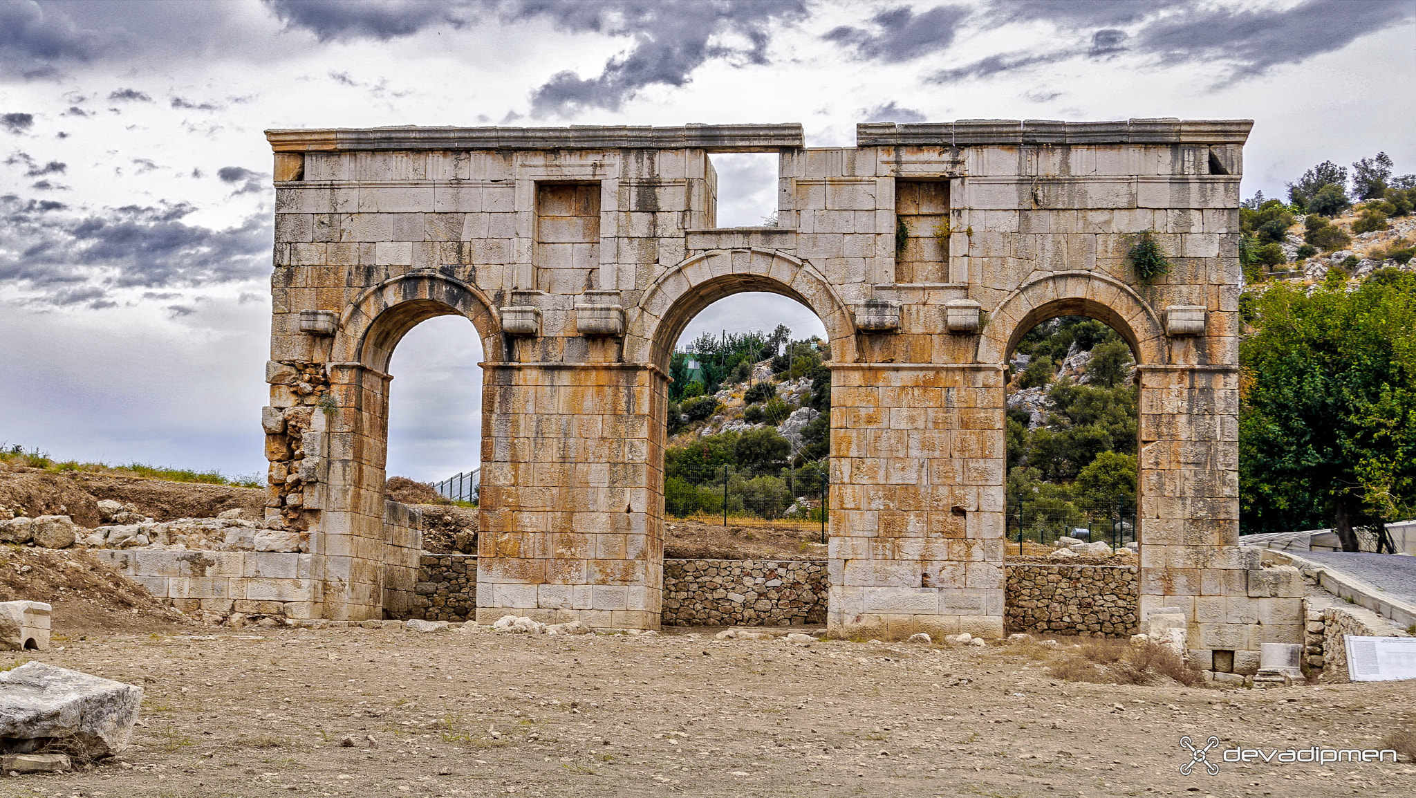 Sony a7R II + Sony DT 18-55mm F3.5-5.6 SAM sample photo. Dvmn170117016 the ancient city of patara photography