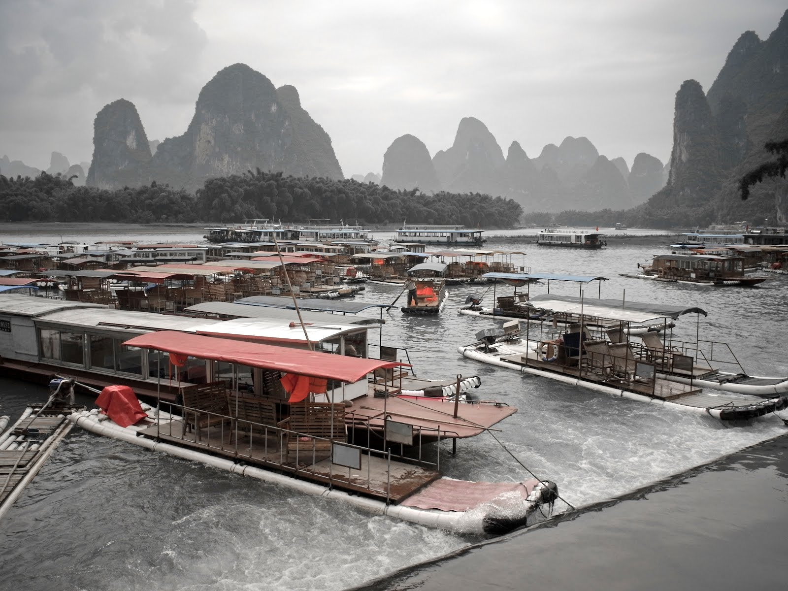 Ricoh GXR A12 sample photo. Li river near xingping (china, 2011) photography