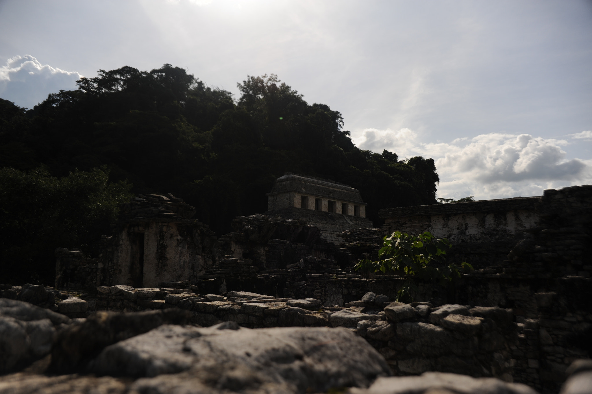 AF Zoom-Nikkor 28-200mm f/3.5-5.6G IF-ED sample photo. Palenque archaeological site photography