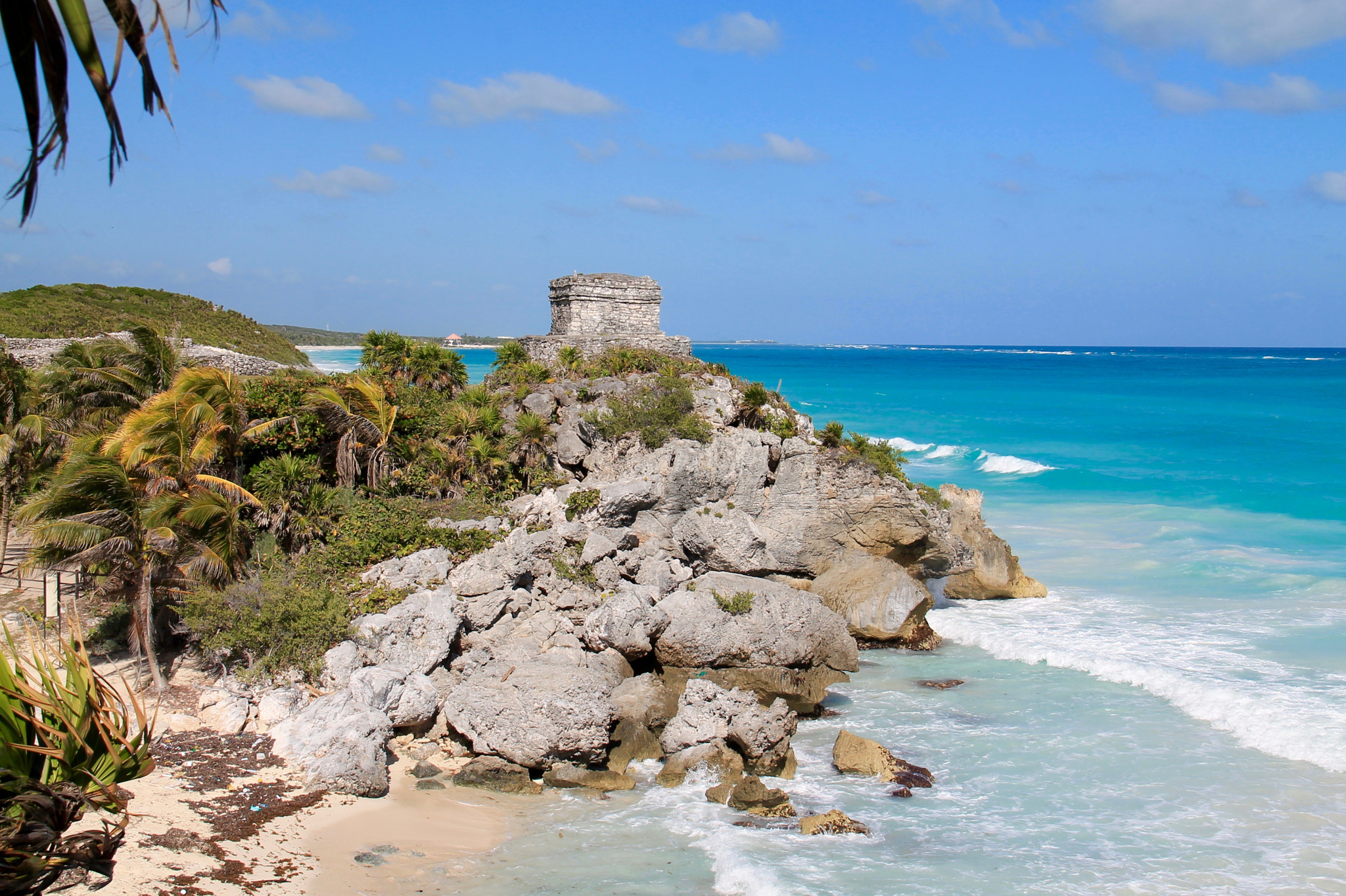 Canon EF-S 18-200mm F3.5-5.6 IS sample photo. Tulum. wind tower. photography