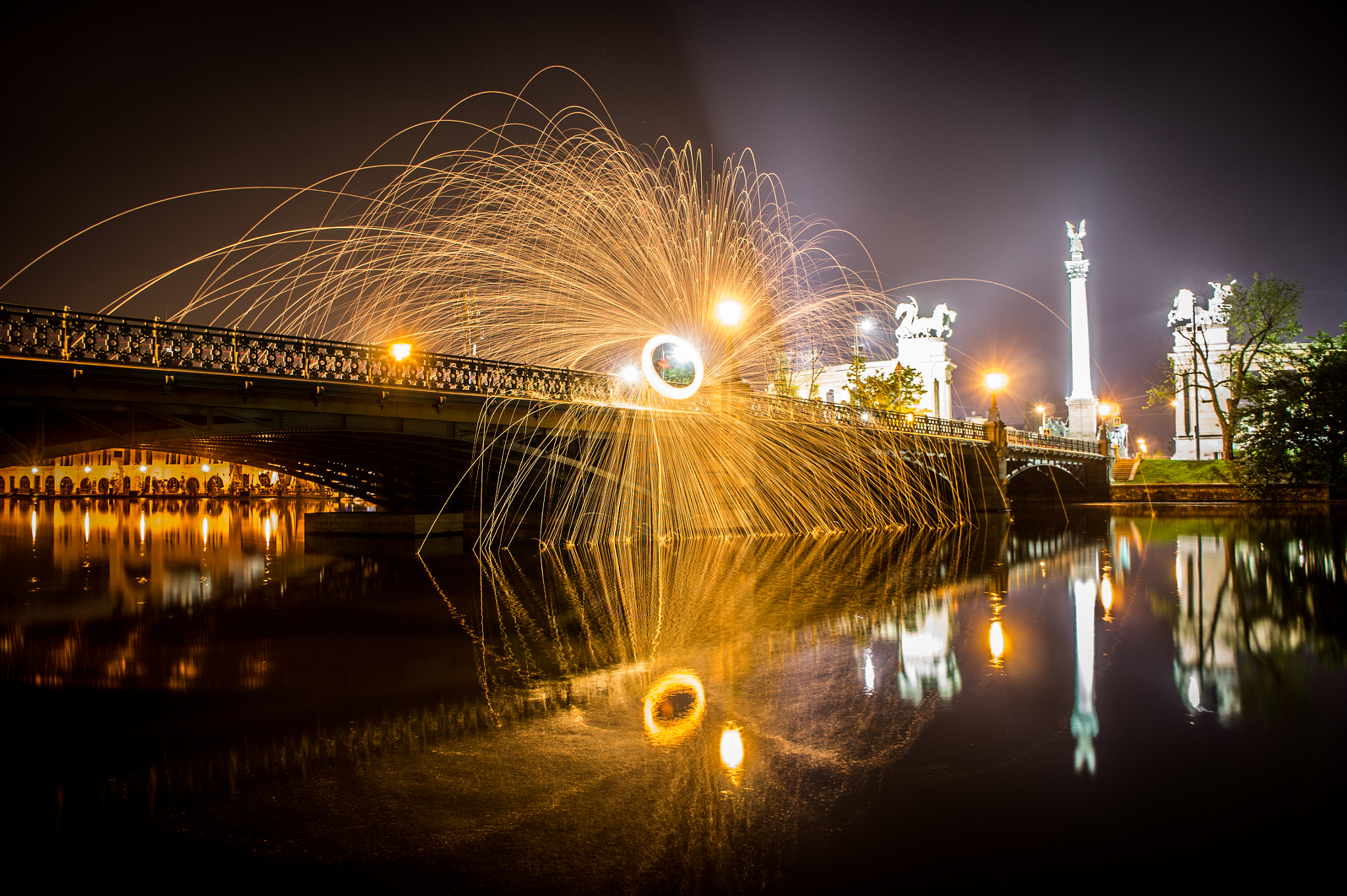 Sony Alpha NEX-3 sample photo. Steelwool photography