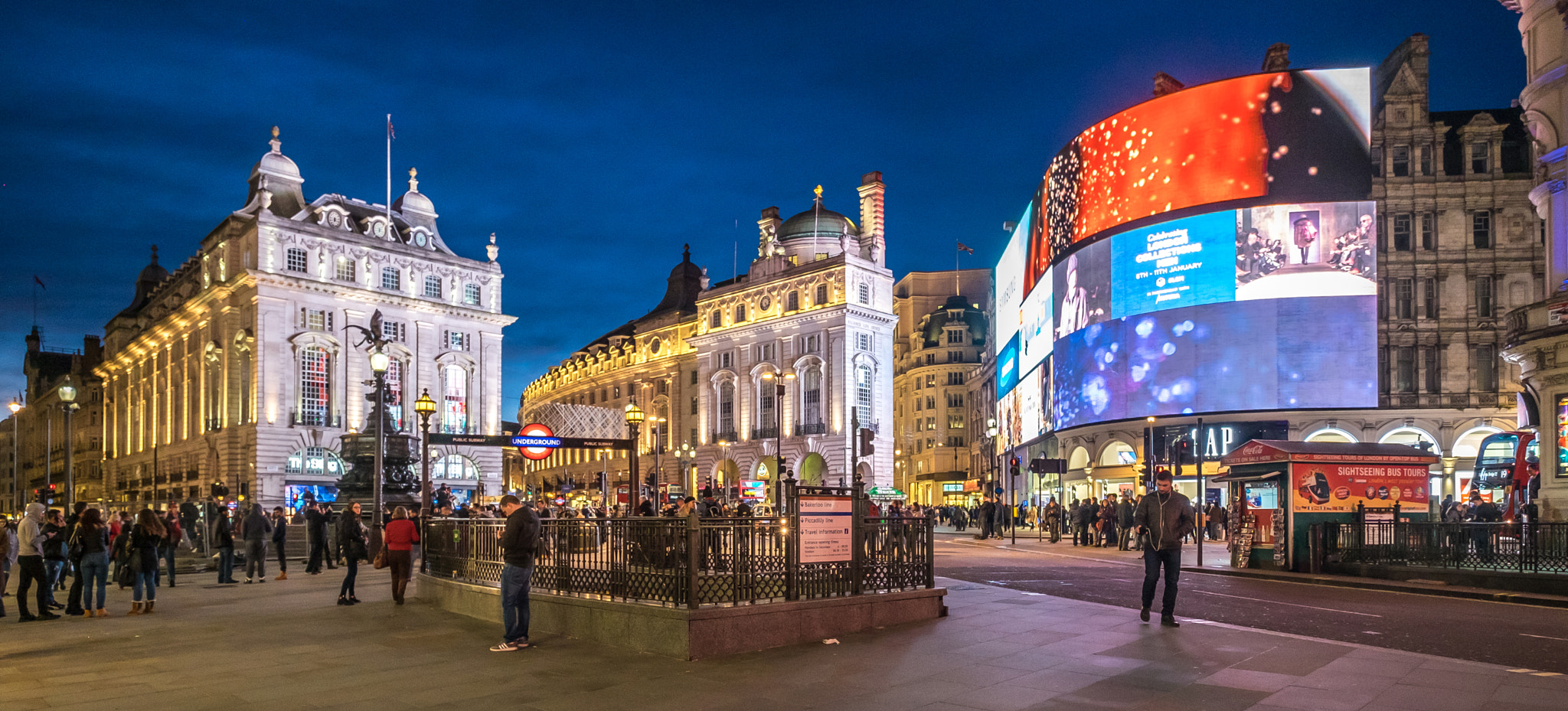 Fujifilm X-E2 + Fujifilm XF 10-24mm F4 R OIS sample photo. Piccadilly circus | blue hour photography